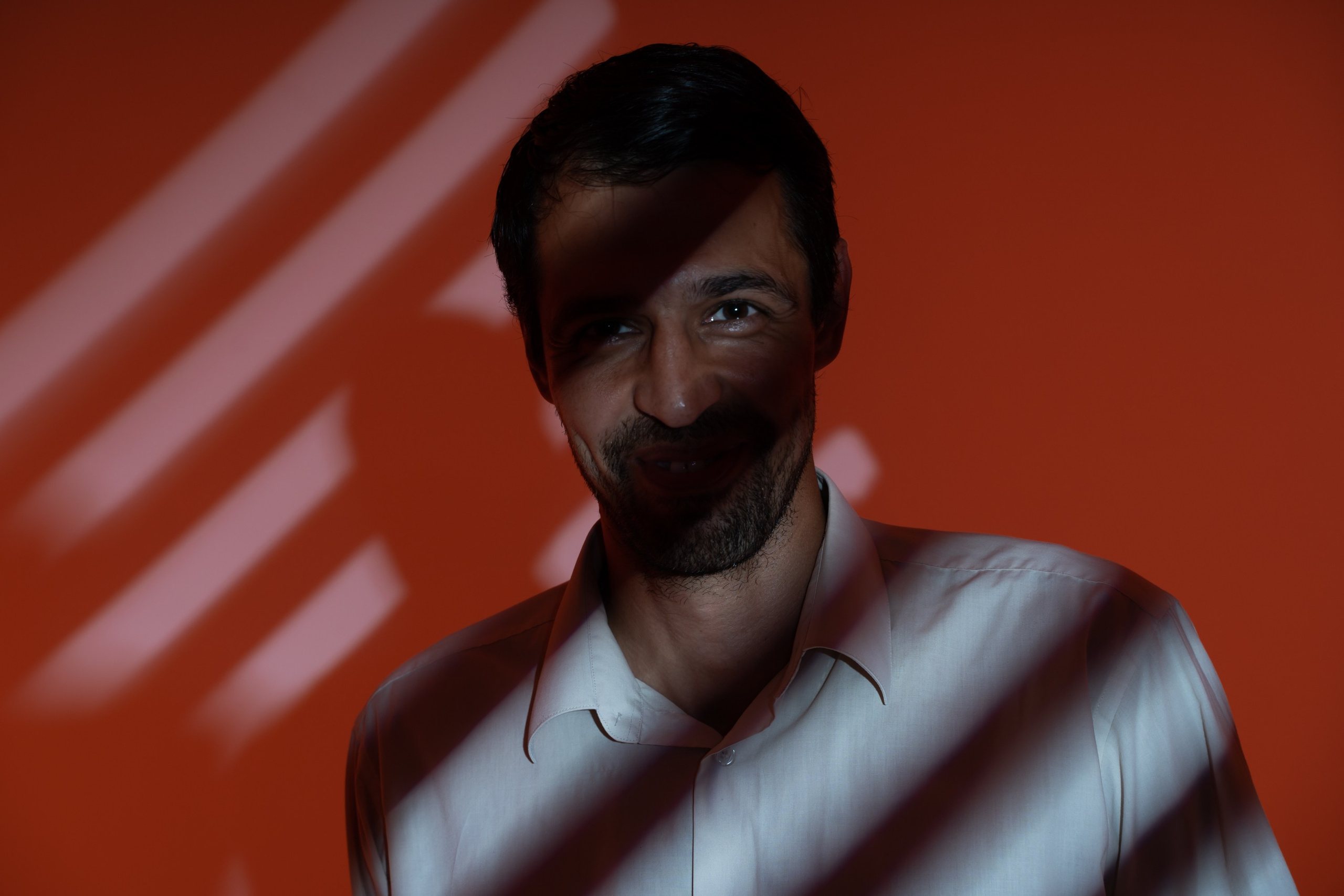 Мужской портрет В Санкт-Петербурге. Свадебный, семейный, портретный, репортажный фотограф в Санкт-Петербурге