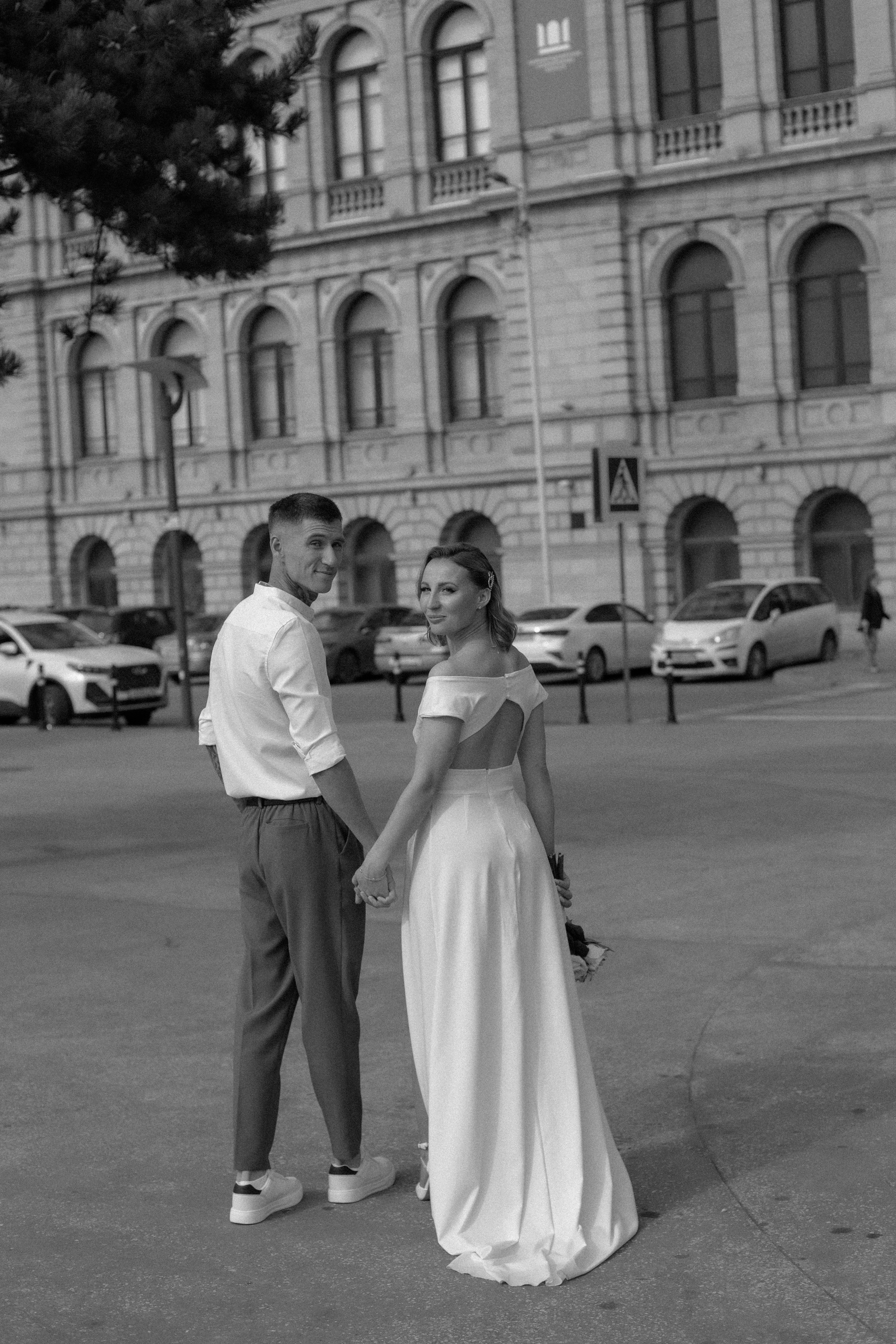 Саша и Вика. Биржевой сквер. Фотограф в Калининграде Решетникова Алина