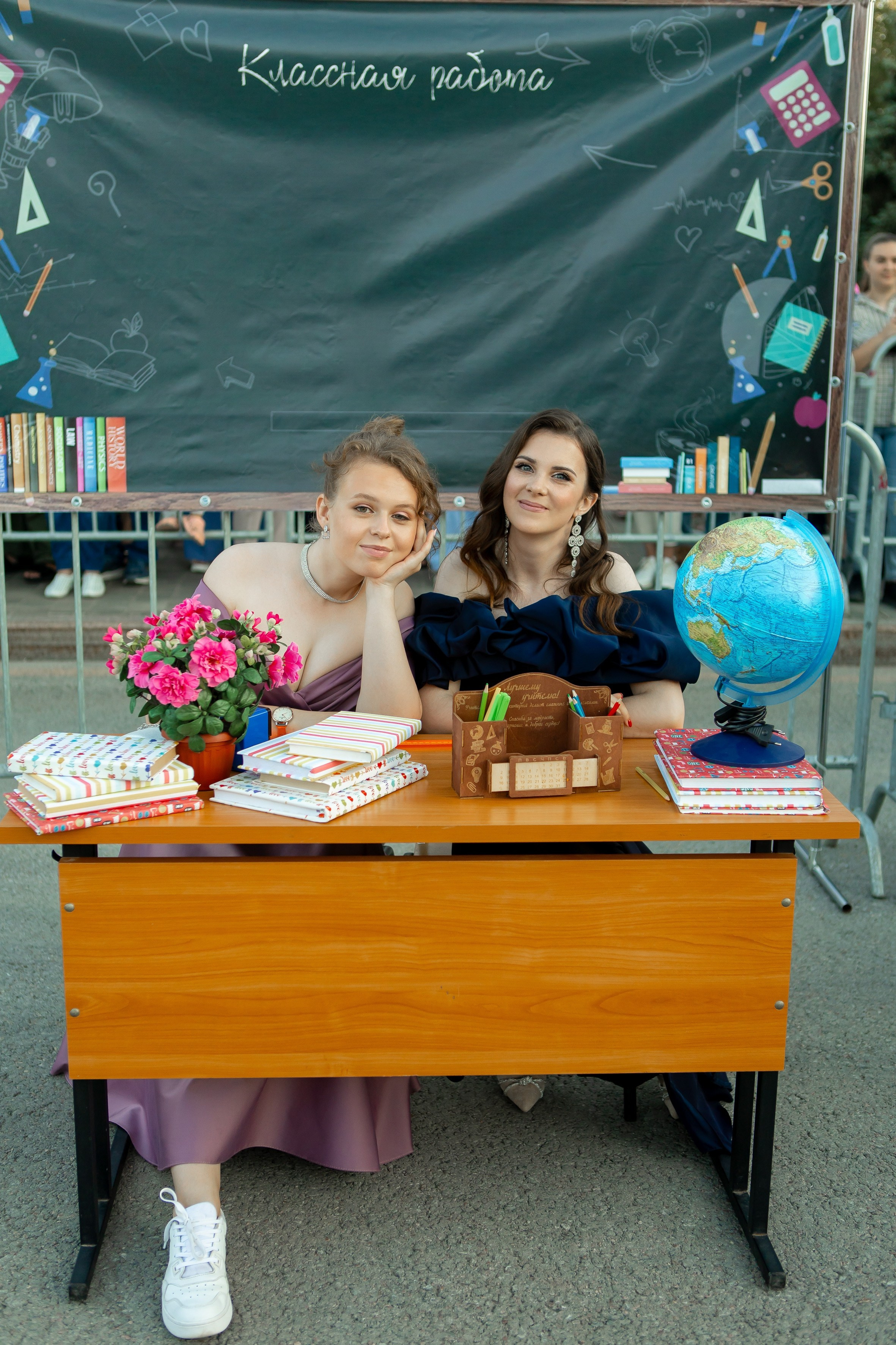 Выпускной Гимназия 12 2024 г. Свадебный и портретный Фотограф в Липецке Дмитрий Котюков