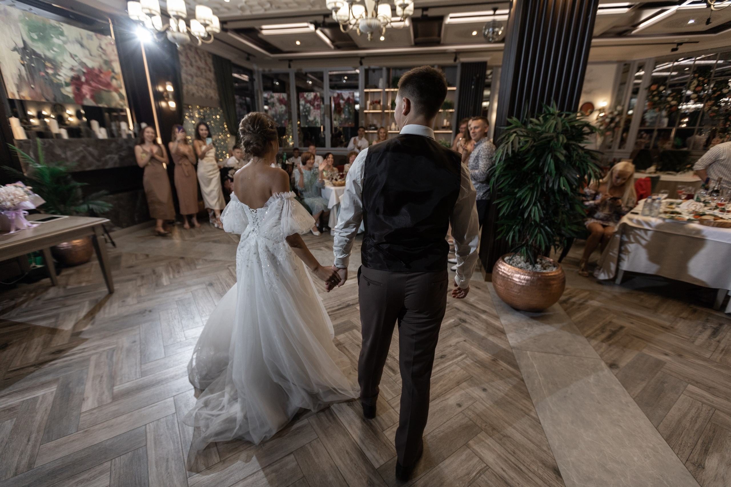 Свадебный фотограф Уфа — Руслан ГабдлисламовЖивые эмоции, красивые кадры, воспоминания на всю жизнь.Работаю по всей Республике Башкортоста. Свадебный фотограф Уфа Руслан Габдлисламов