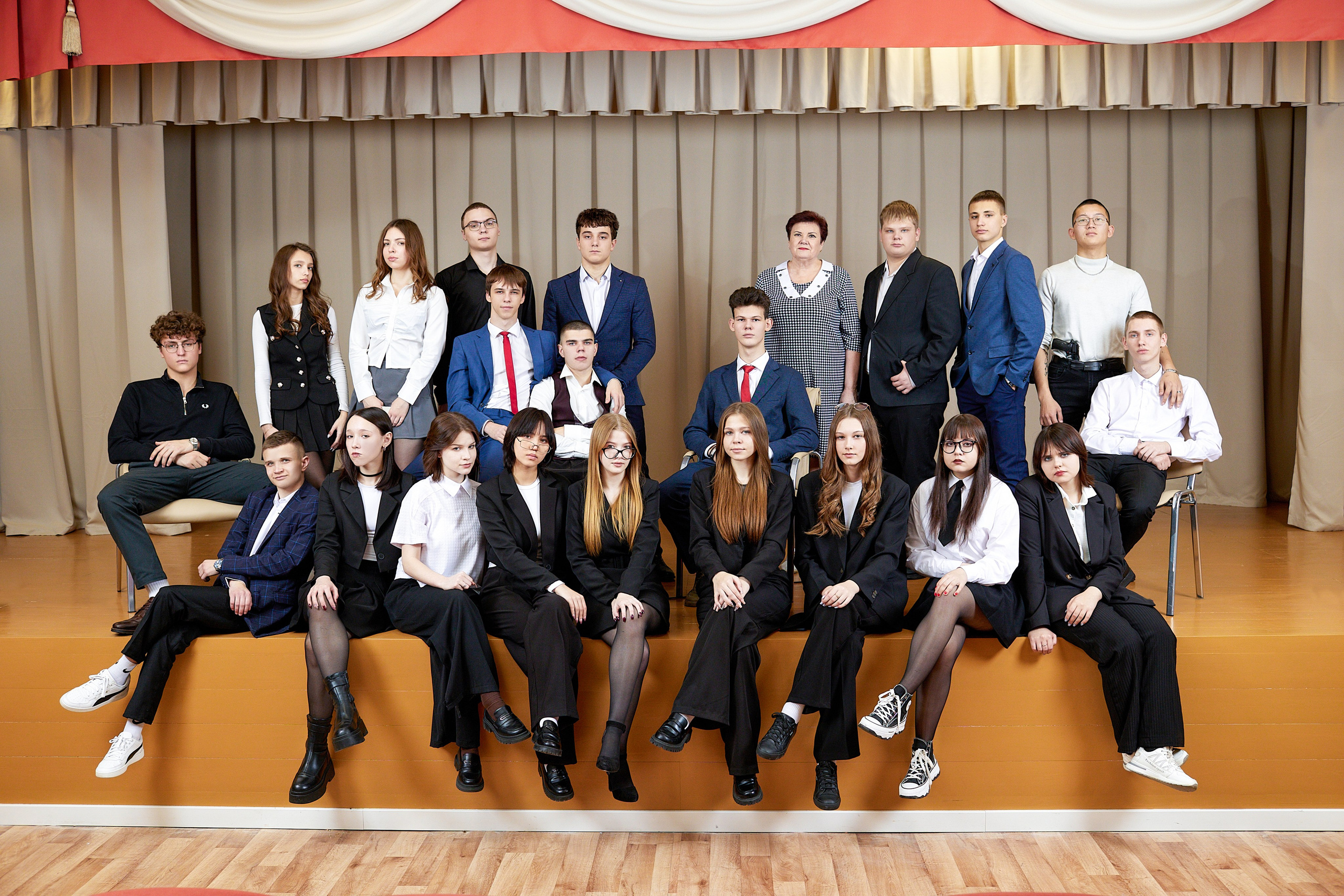 Старшеклассники. Выпускной альбом Новосибирск