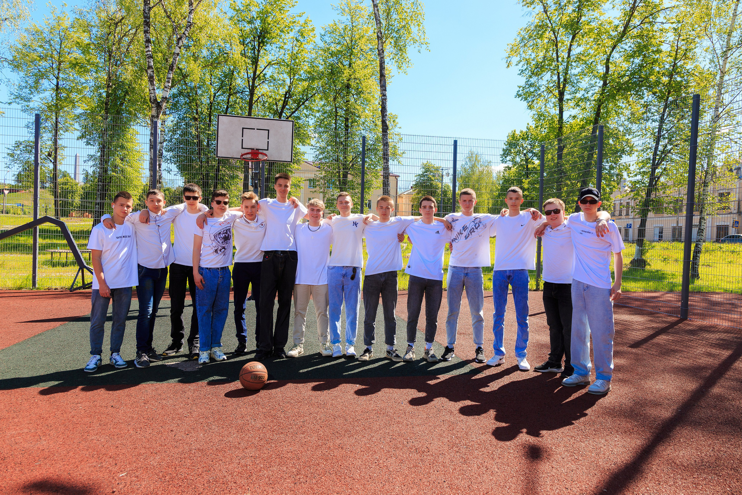 Групповые фото 9-11 класс. Выпускные альбомы в Твери и области