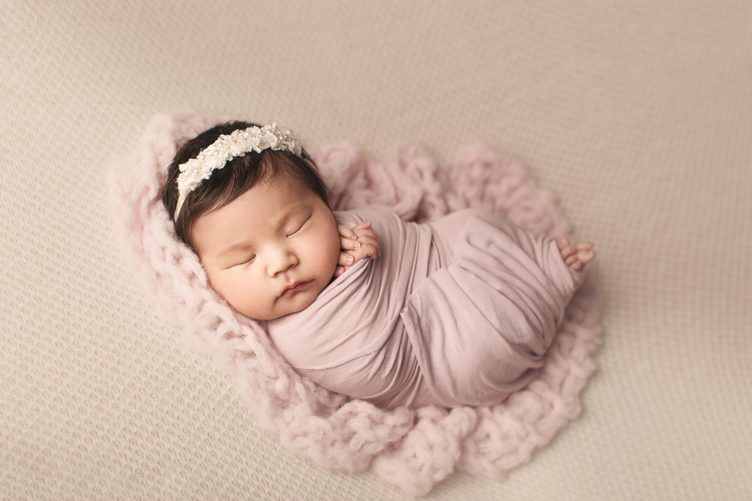 Девочки. Фотограф беременности, новорождённых и деток до года в Актау