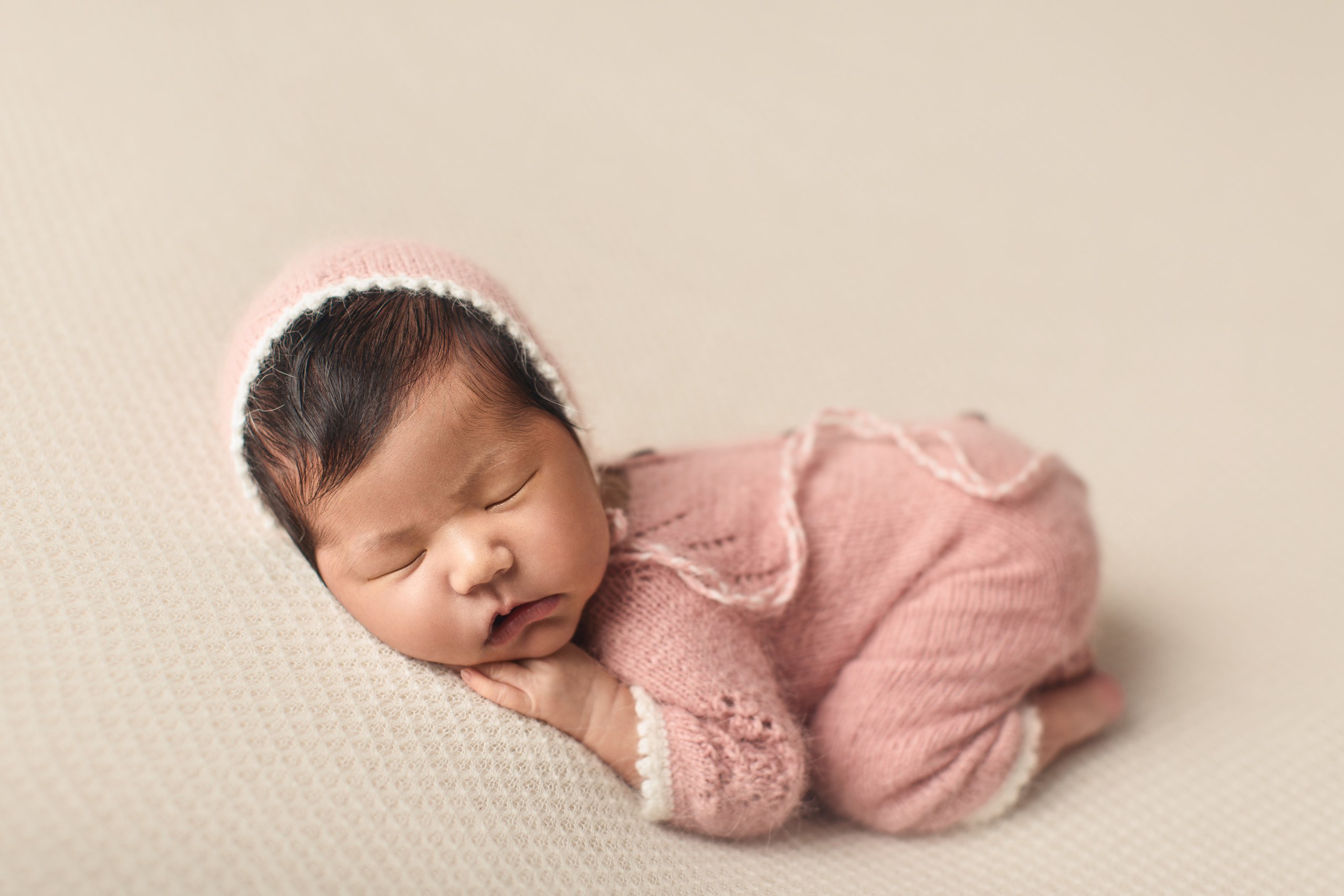 Девочки. Фотограф беременности, новорождённых и деток до года в Актау