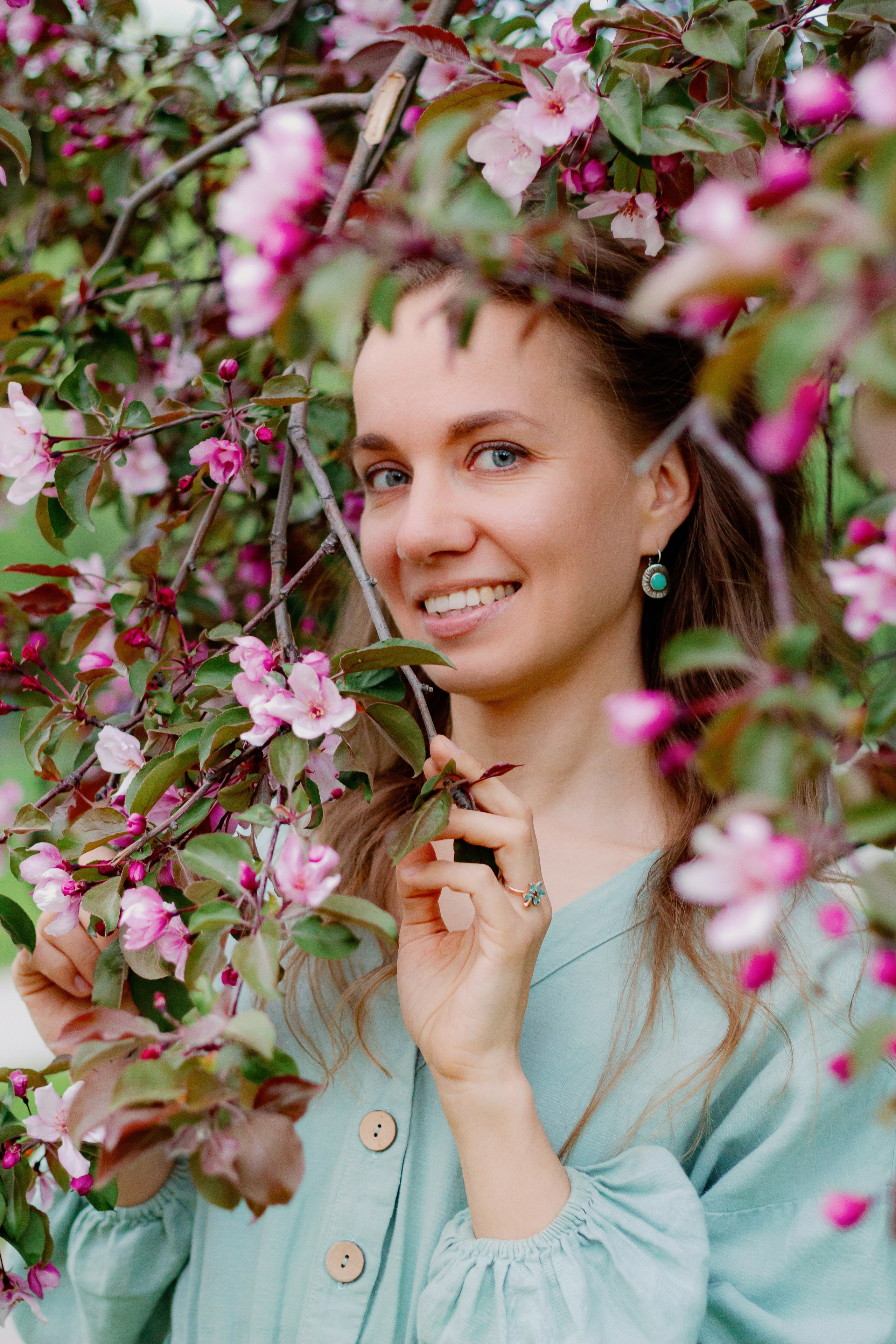 Фотосессия с цветущими яблонями, Екатеринбург. Фотопрогулка. Фотограф в Екатеринбурге Пойгина Елена