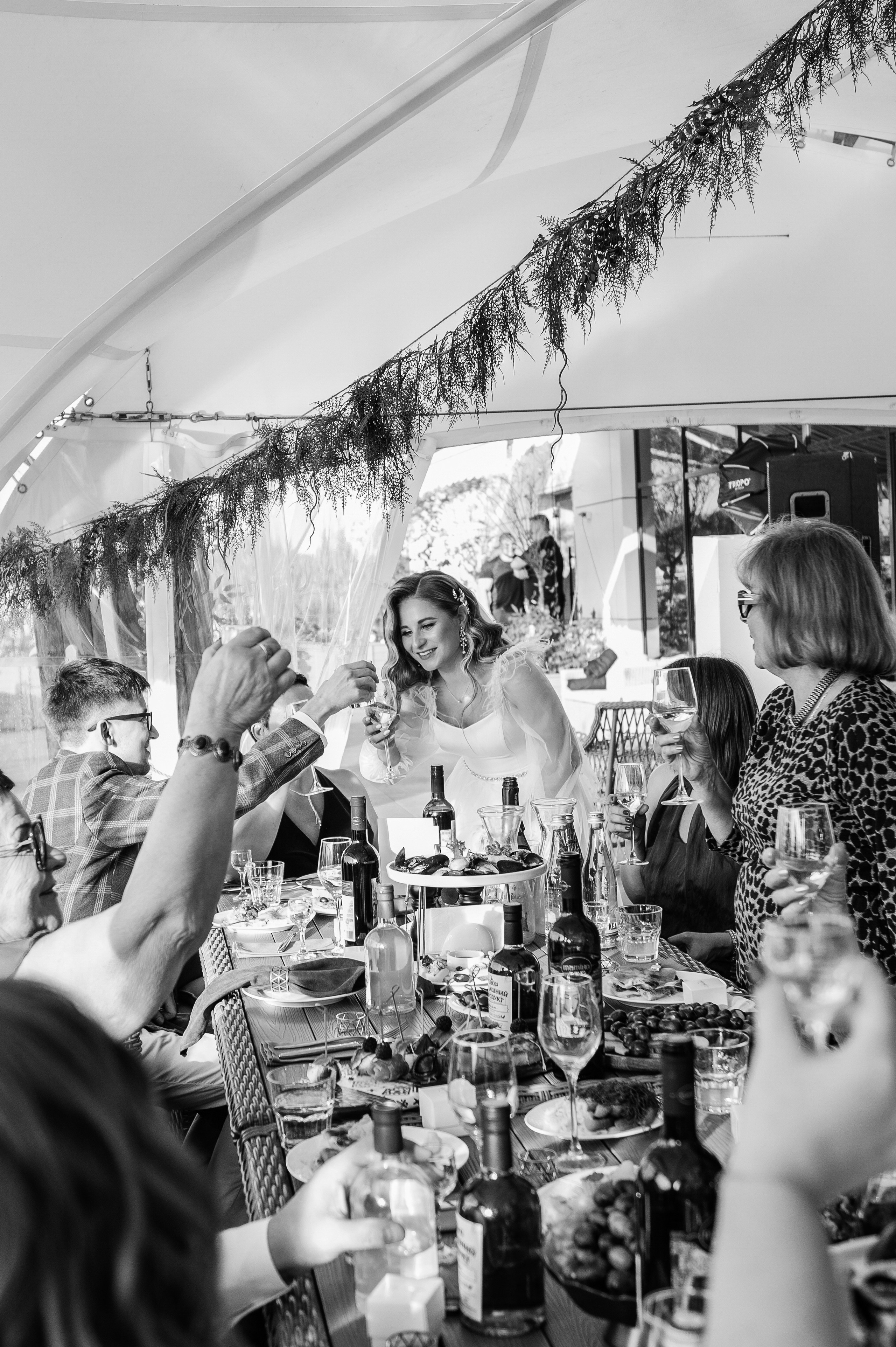 Свадебная фотосессия в Брянске, ресторан «Инжир». Свадебный и репортажный фотограф видеограф Брянск/Москва