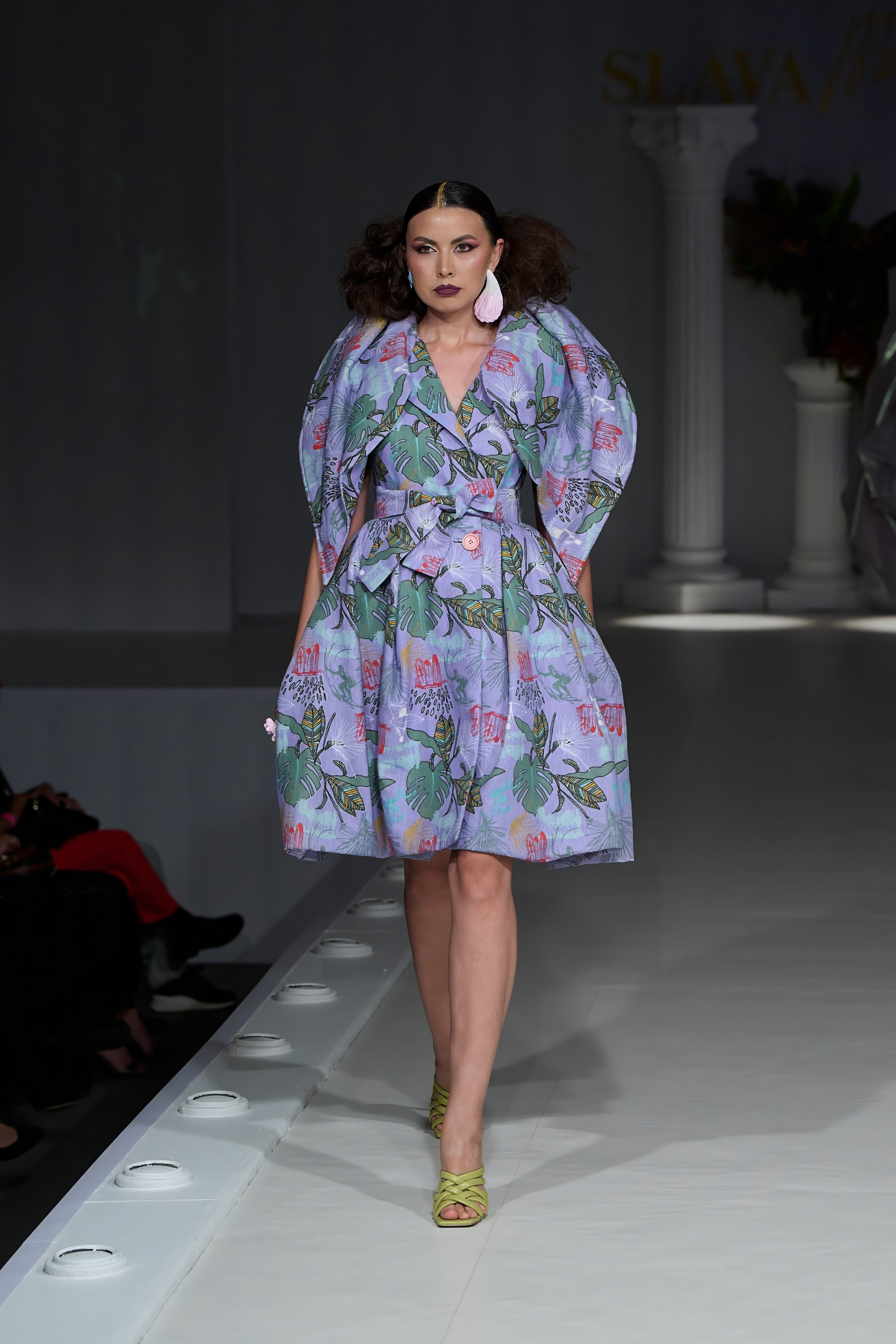 Slava&Yegor Zaitsevs. Показ-спектакль «Воспоминание». 21 июня 2025. Дима Бабушкин. Фотограф. Подиум. Репортаж. Творчество. Дорого