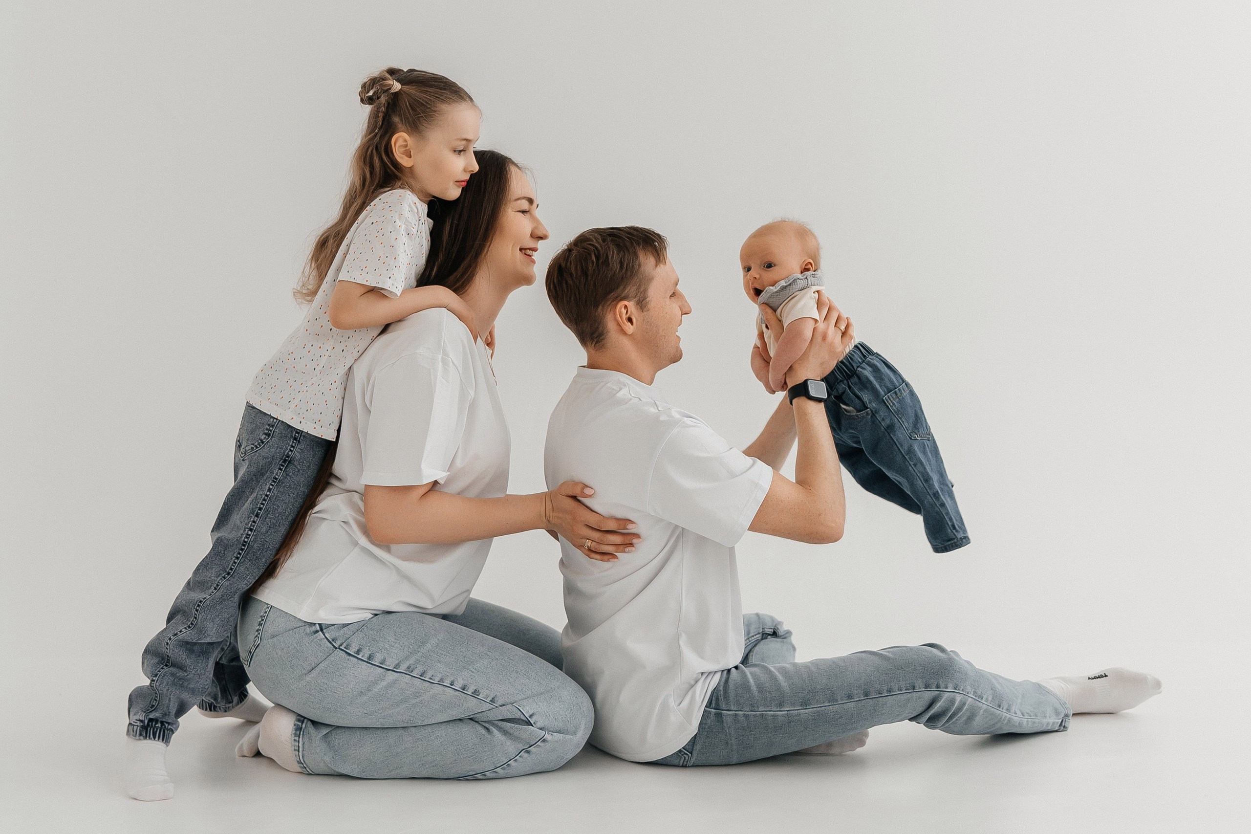 Семейный фотограф Иркутск. Для тех, кто не ждёт удачи, а создаёт её. Каждая фотосессия — это твой момент, твой стиль, твой успех. 📸