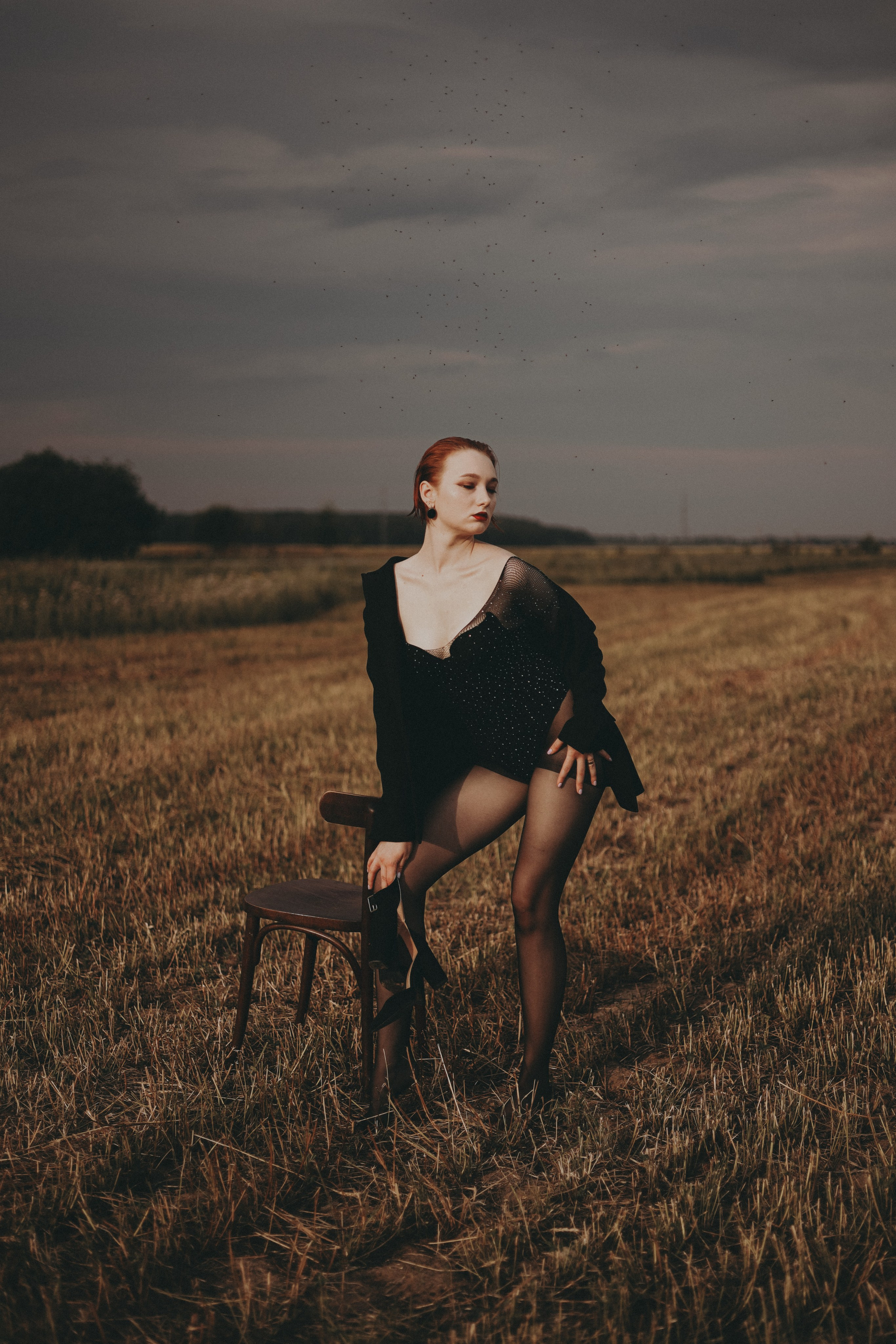 Дарья|Поле. Фотограф Мария Лаенко