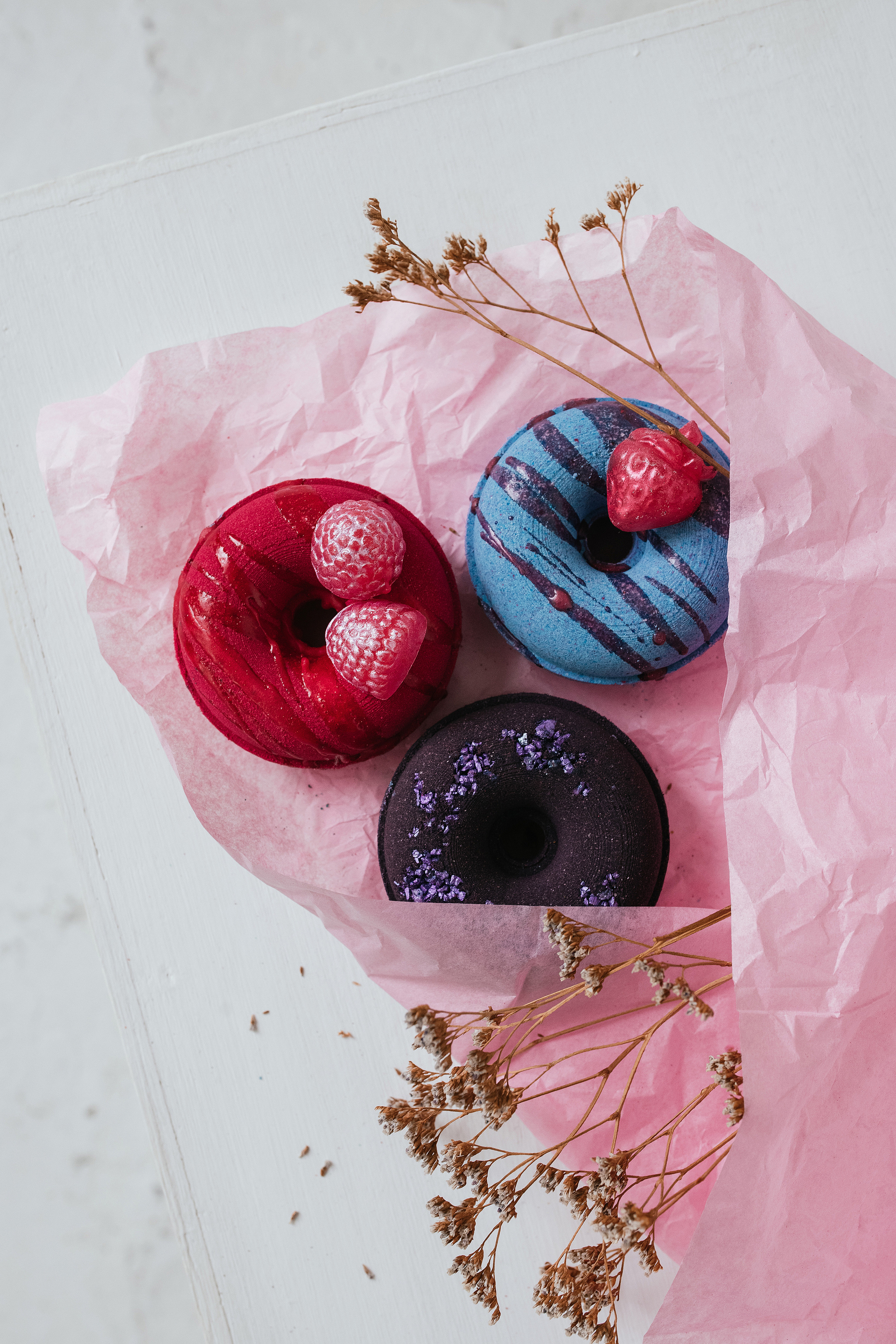 Для страницы мастера по изготовлению мыла и бомбочек для ванн ручной работы. Свадебный, семейный фотограф в Рязани Лена Брант