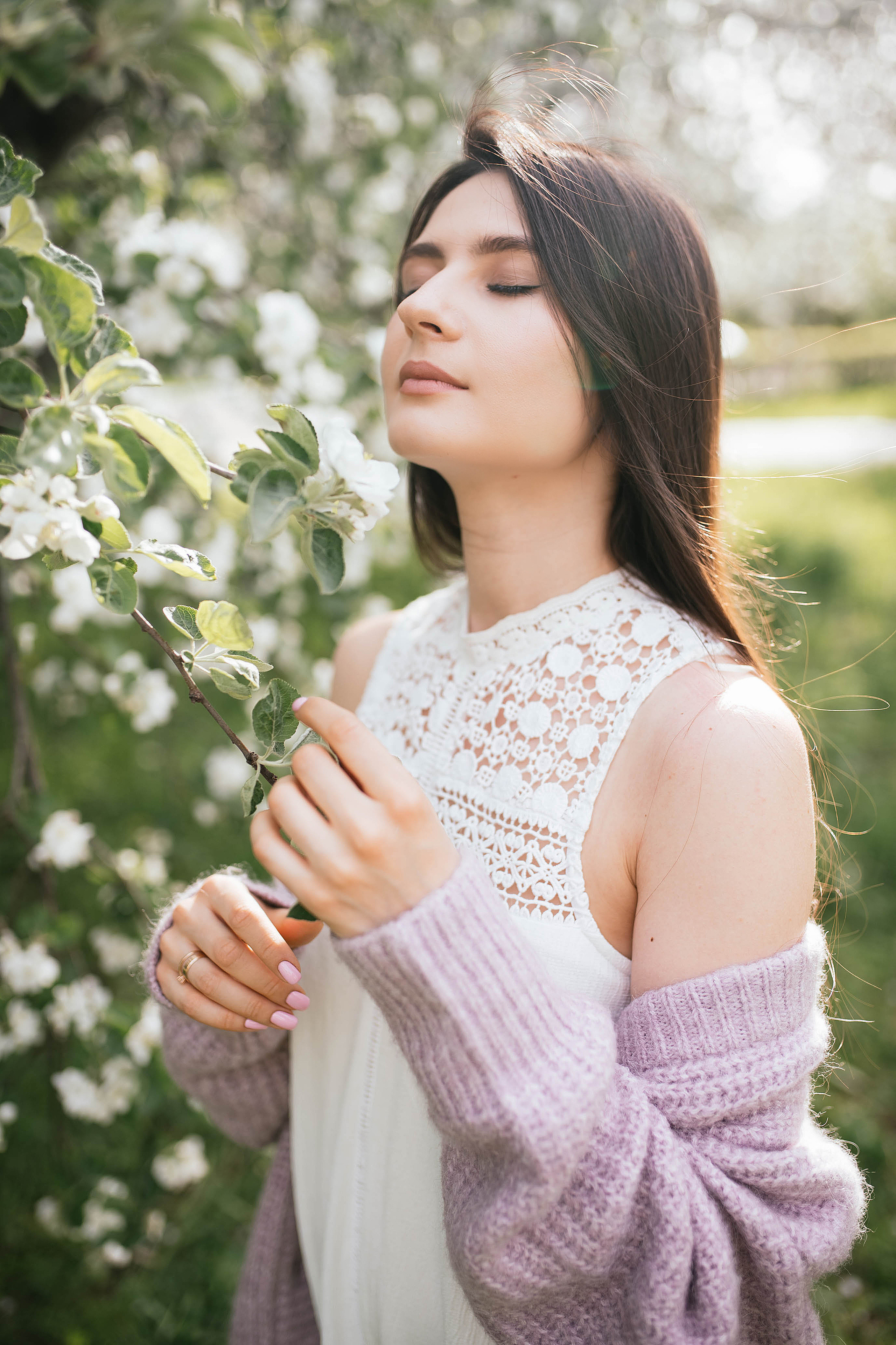 Съемки в цветущих садах. Свадебный, семейный фотограф в Рязани Лена Брант