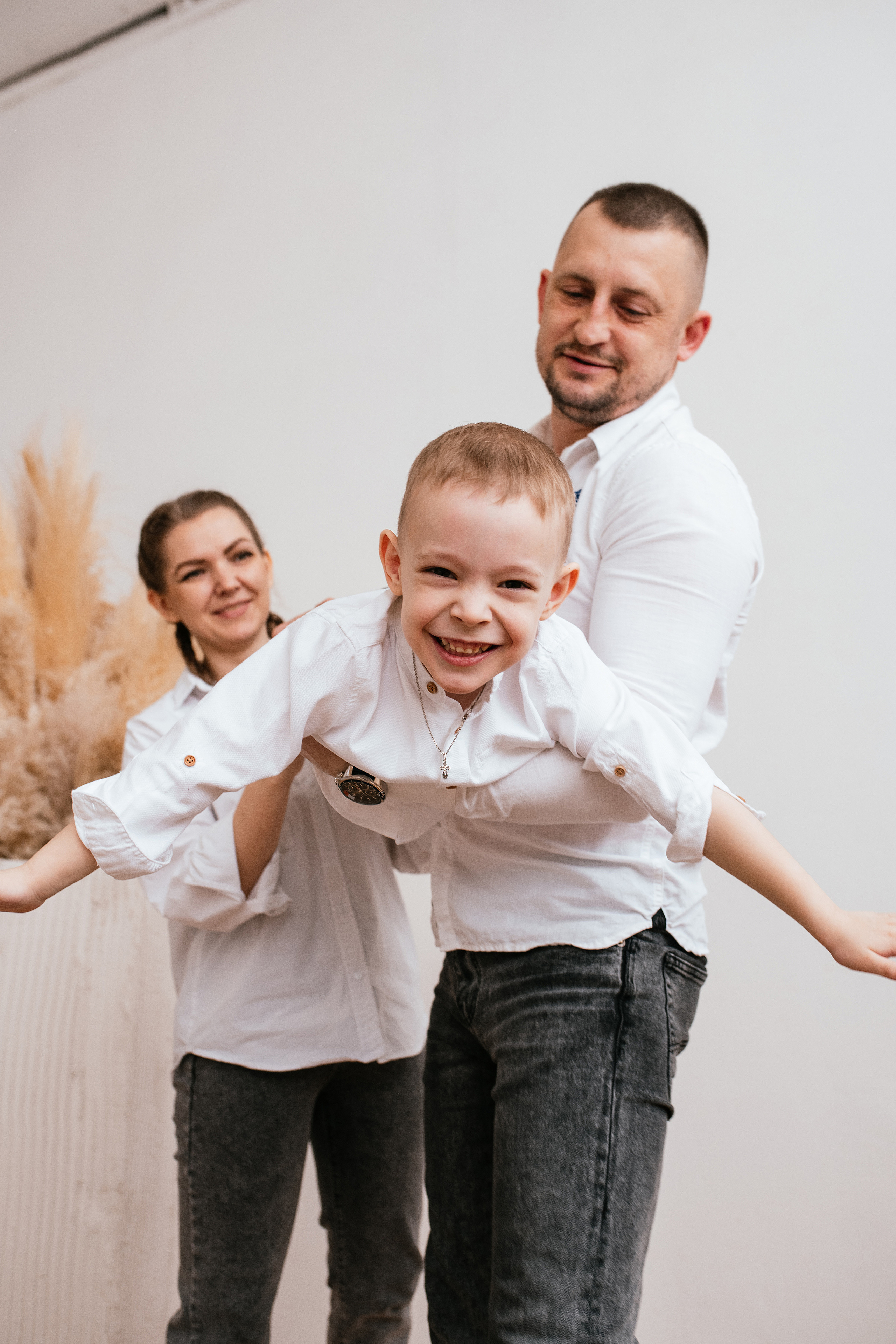 Фотостудия Hello. Свадебный, семейный фотограф в Рязани Лена Брант