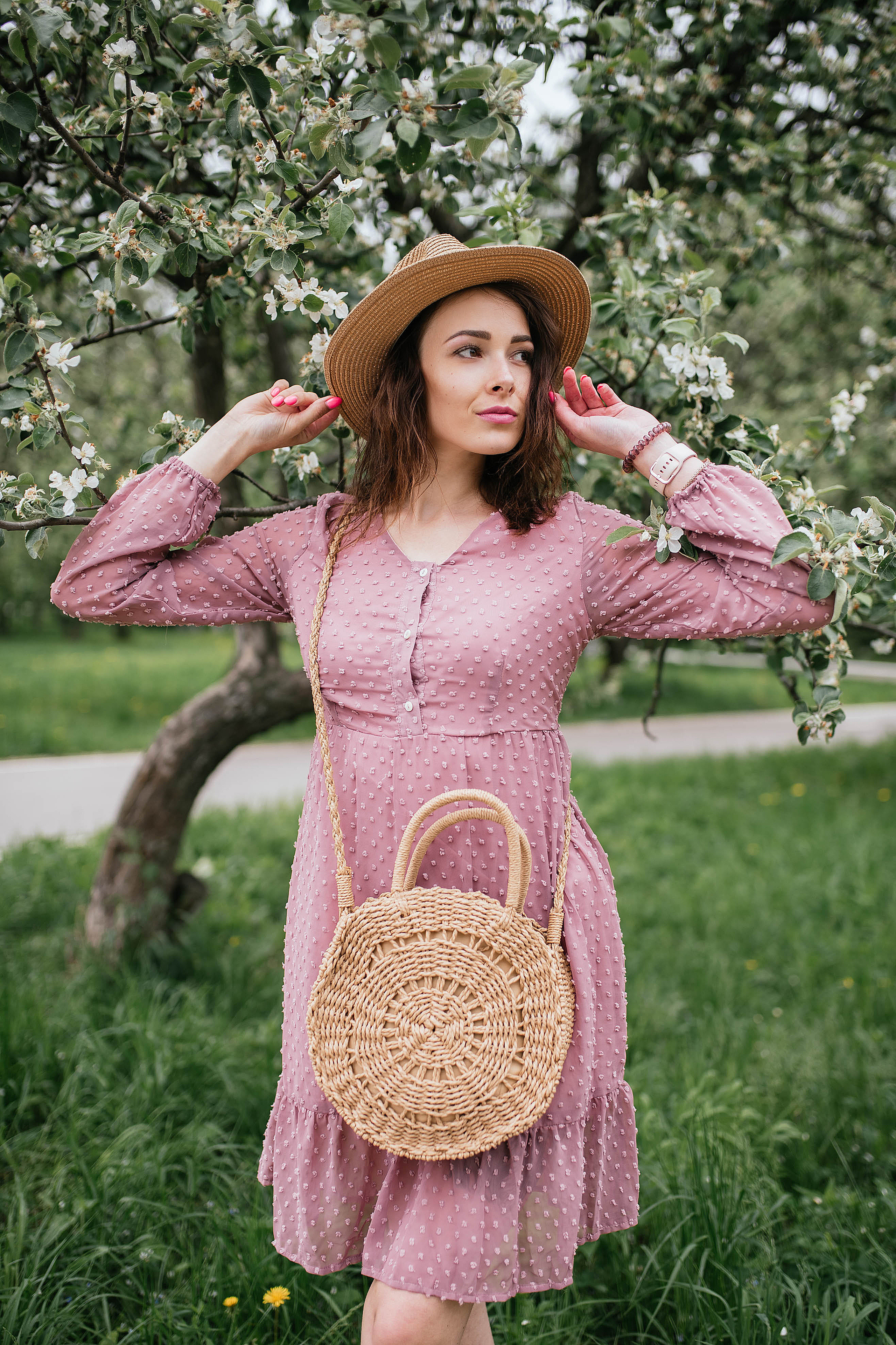 Съемки в цветущих садах. Свадебный, семейный фотограф в Рязани Лена Брант