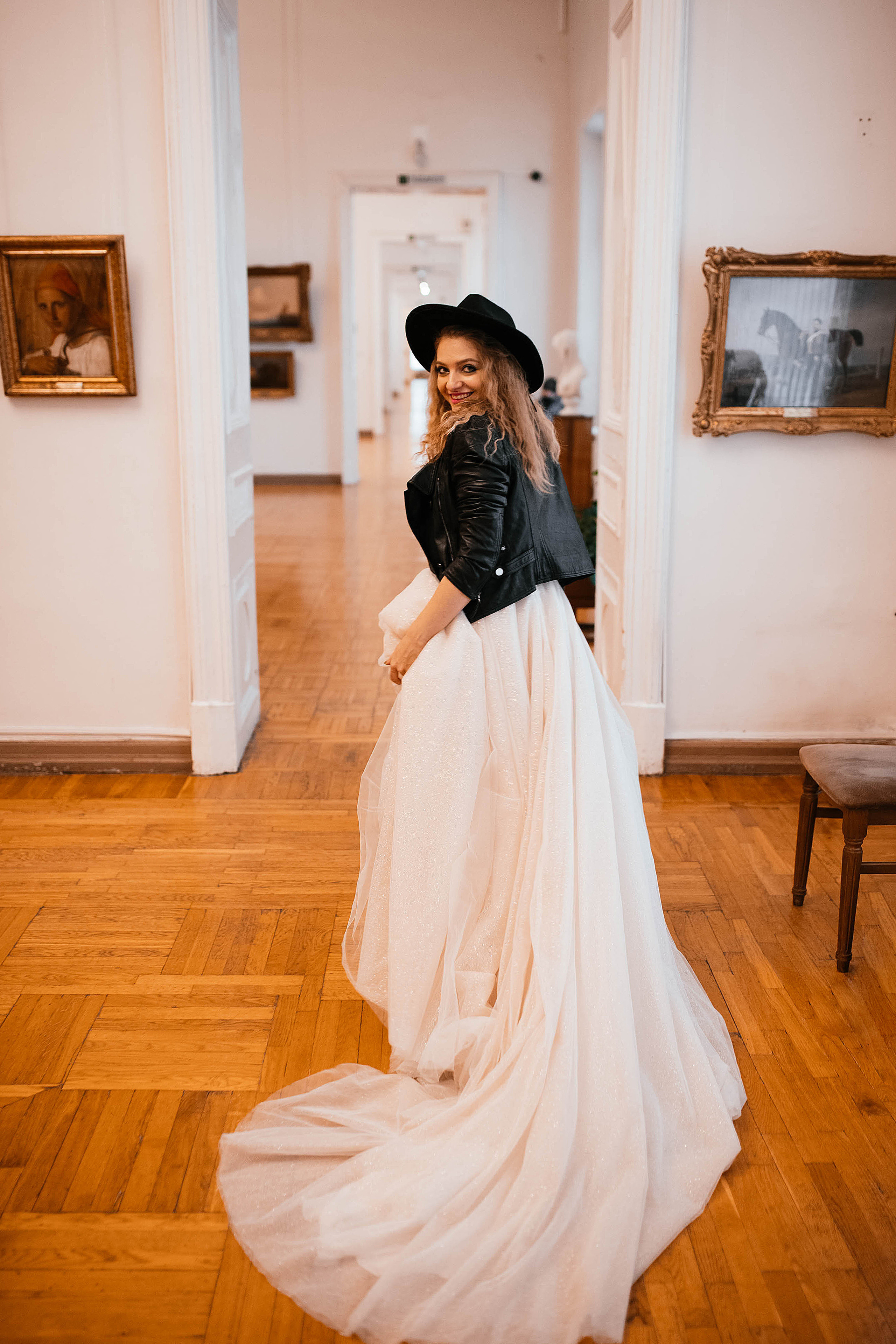 Таня. Художественный музей. Свадебный, семейный фотограф в Рязани Лена Брант