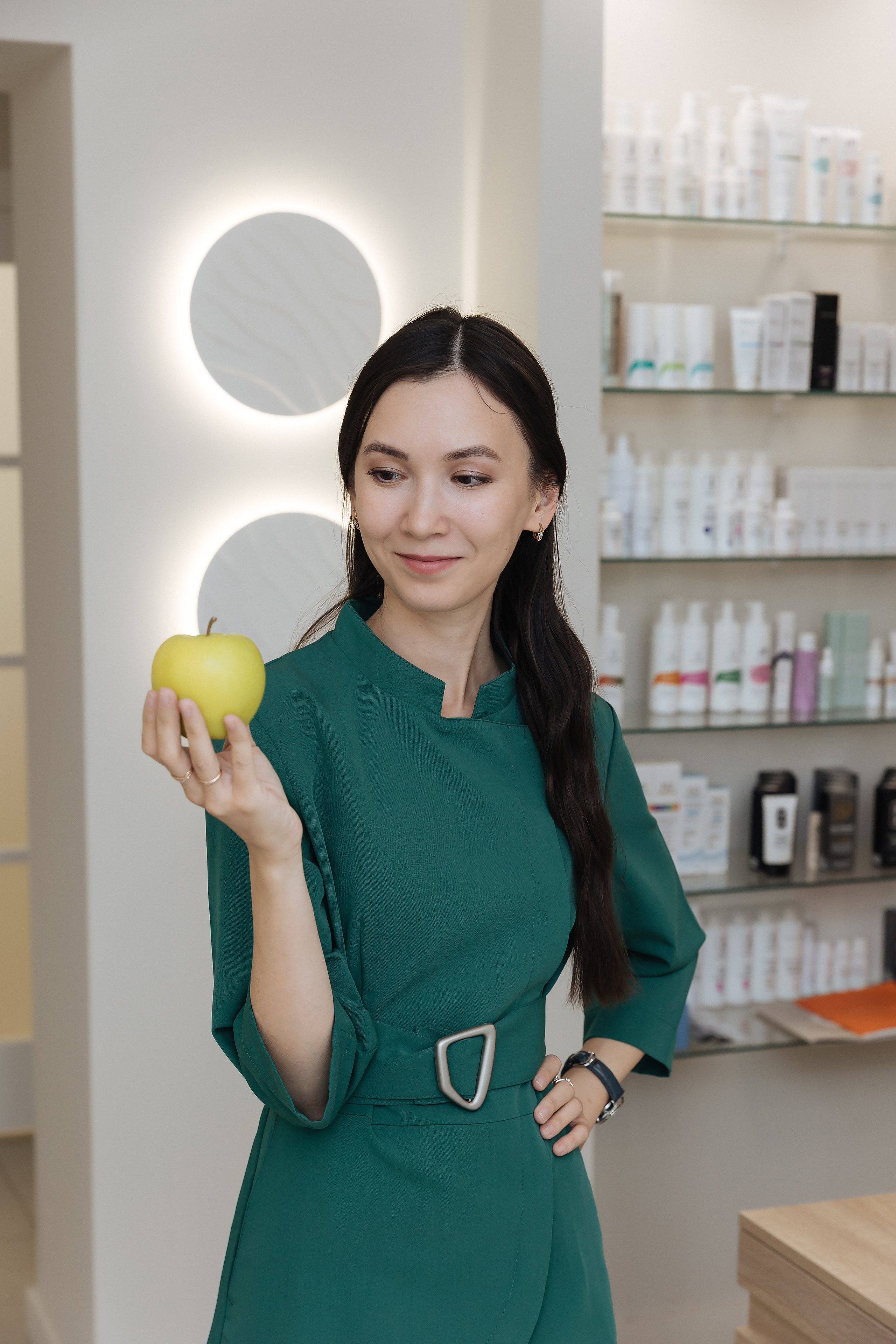 Код Красоты 〡 массаж • косметология. Мозжерина Ирина — Свадебный и семейный фотограф в Екатеринбурге