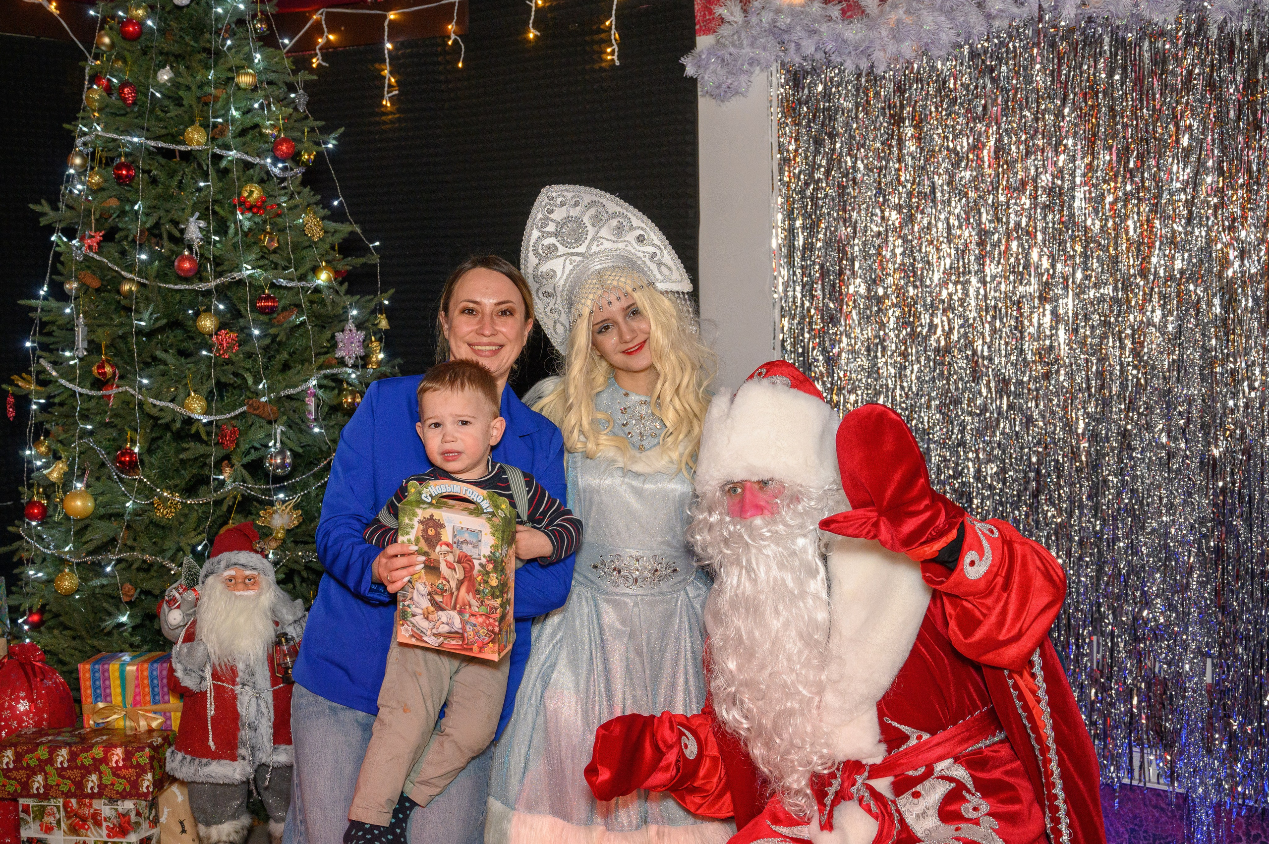 Новый год (дети-сироты). Семейный фотограф Казакова Дарья