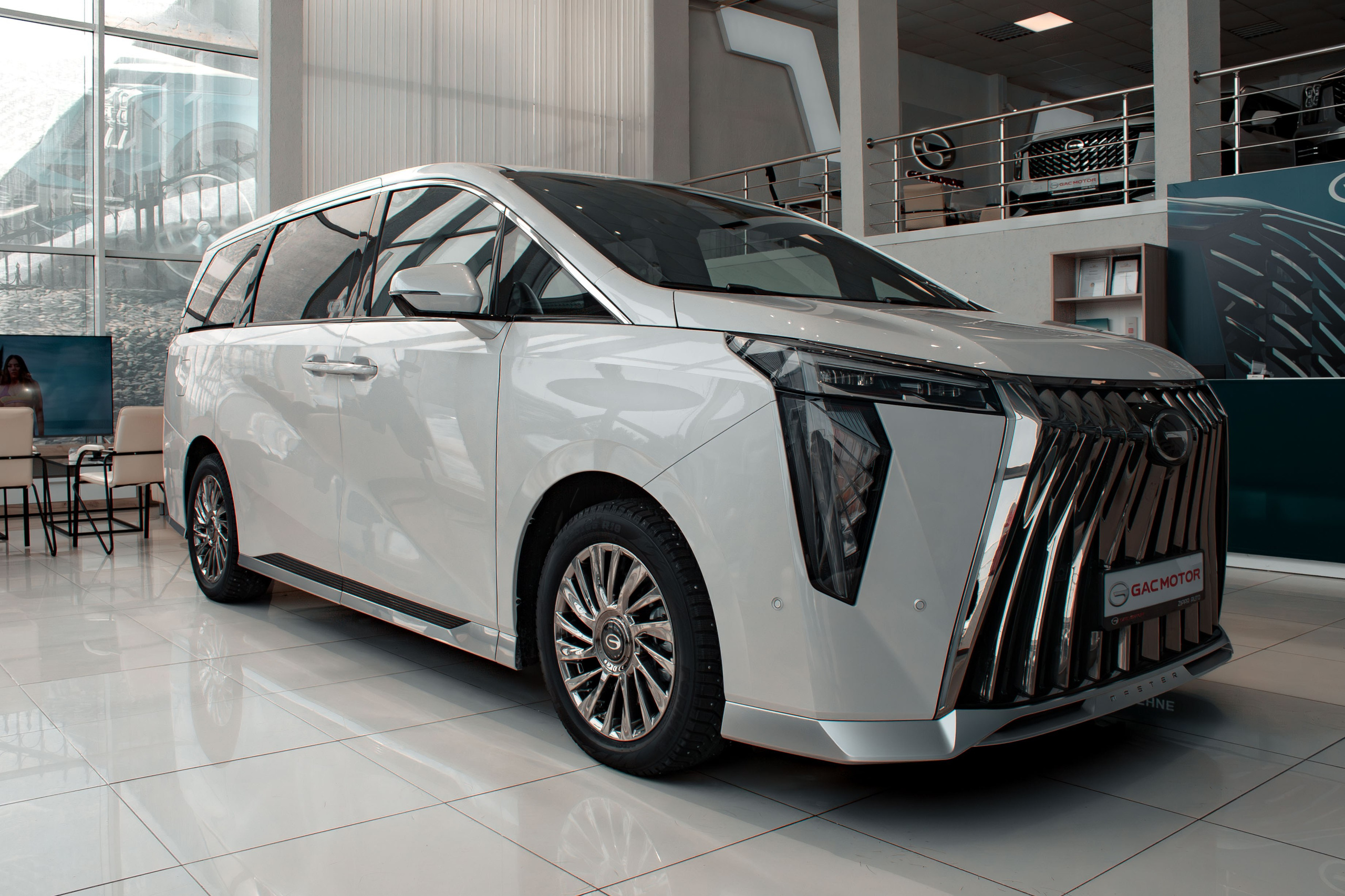 Бизнес съемка для автосалона GAC в городе Ижевск. Бизнес фотограф Ижевск — Назаров Роман