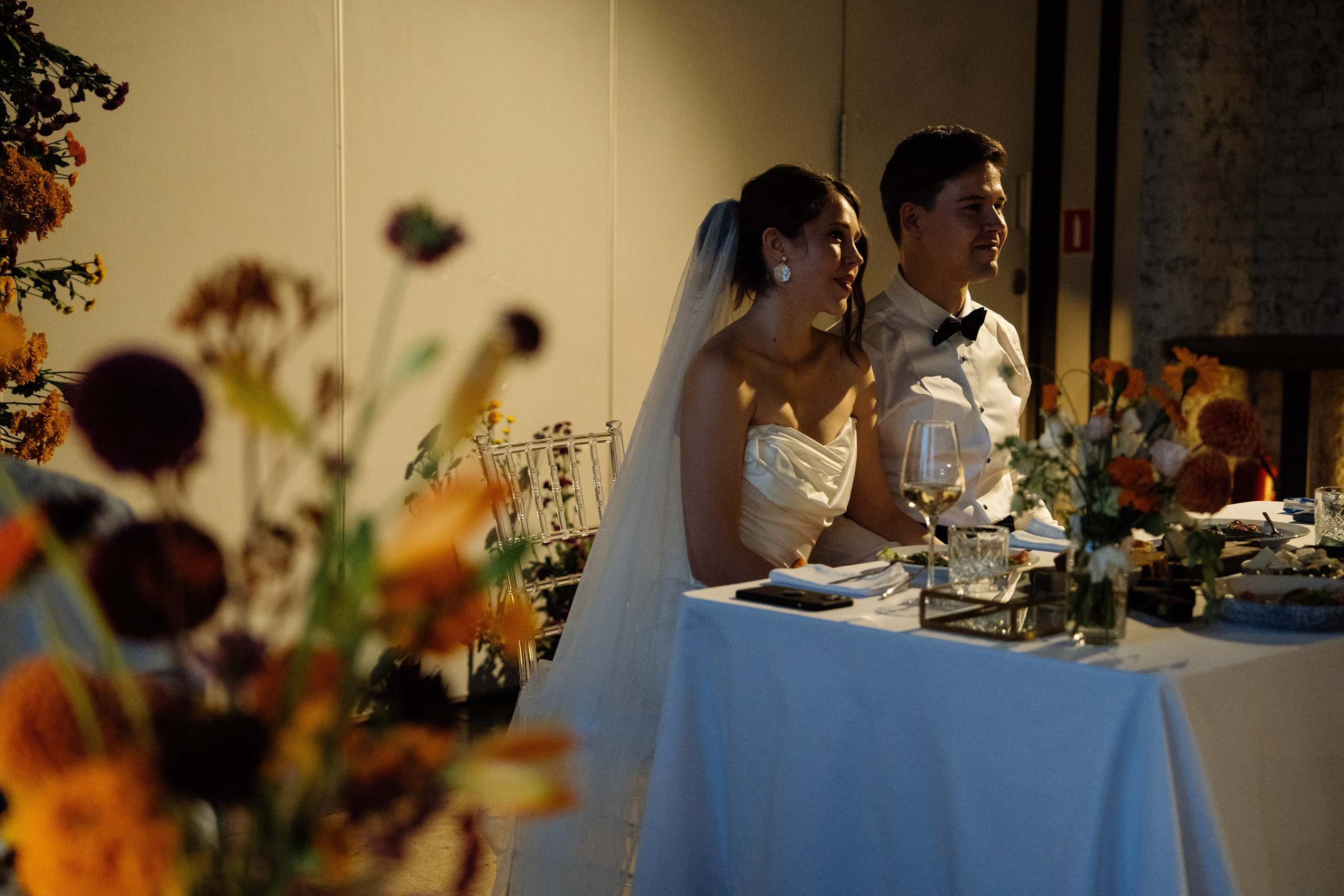 Оранжевая свадьба в гребешках. Свадебный фотограф организатор в Санкт-Петербурге Ассоль Опарина