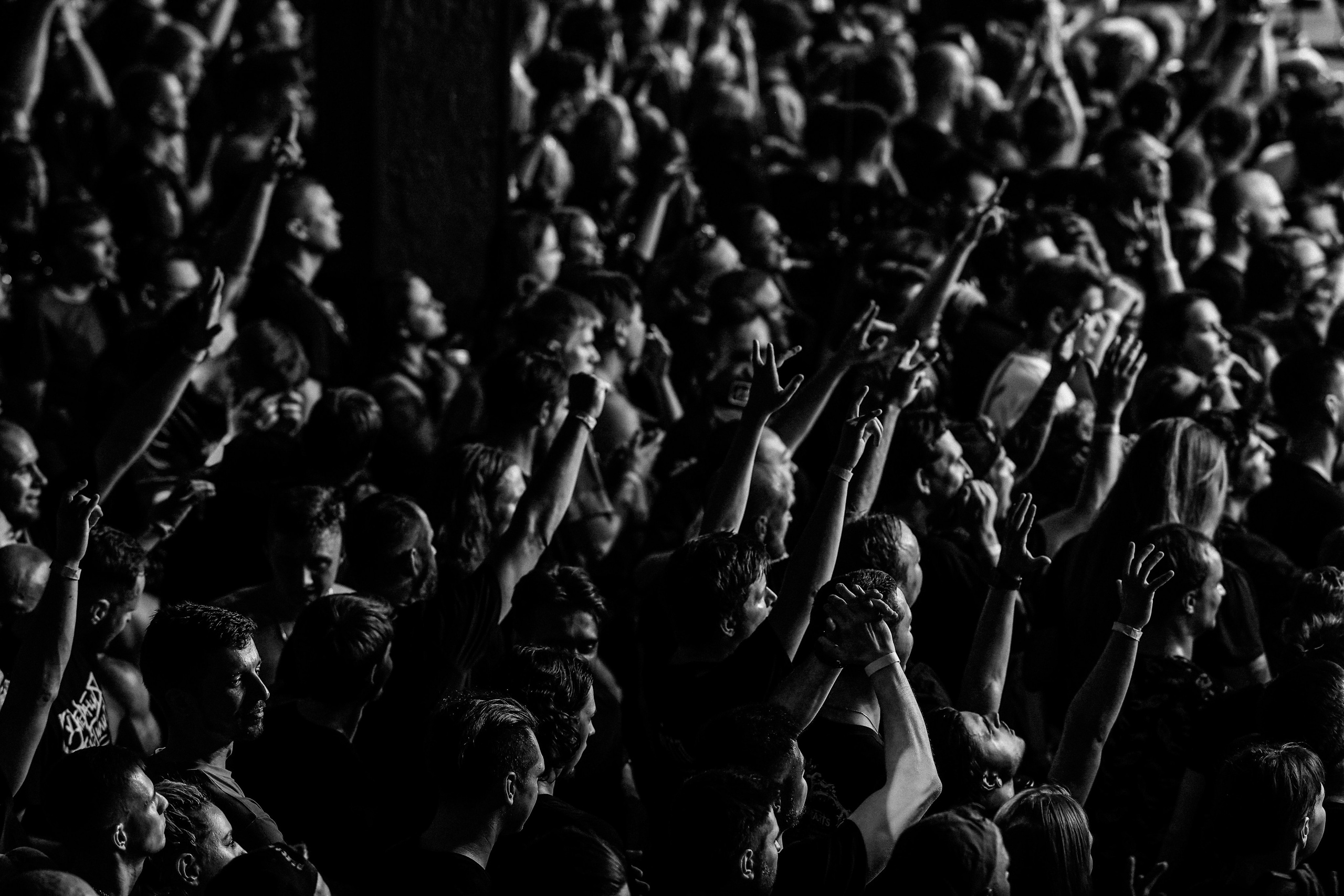 СЕНТЯБРЬ ГОРИТ @PRAVDA CLUB