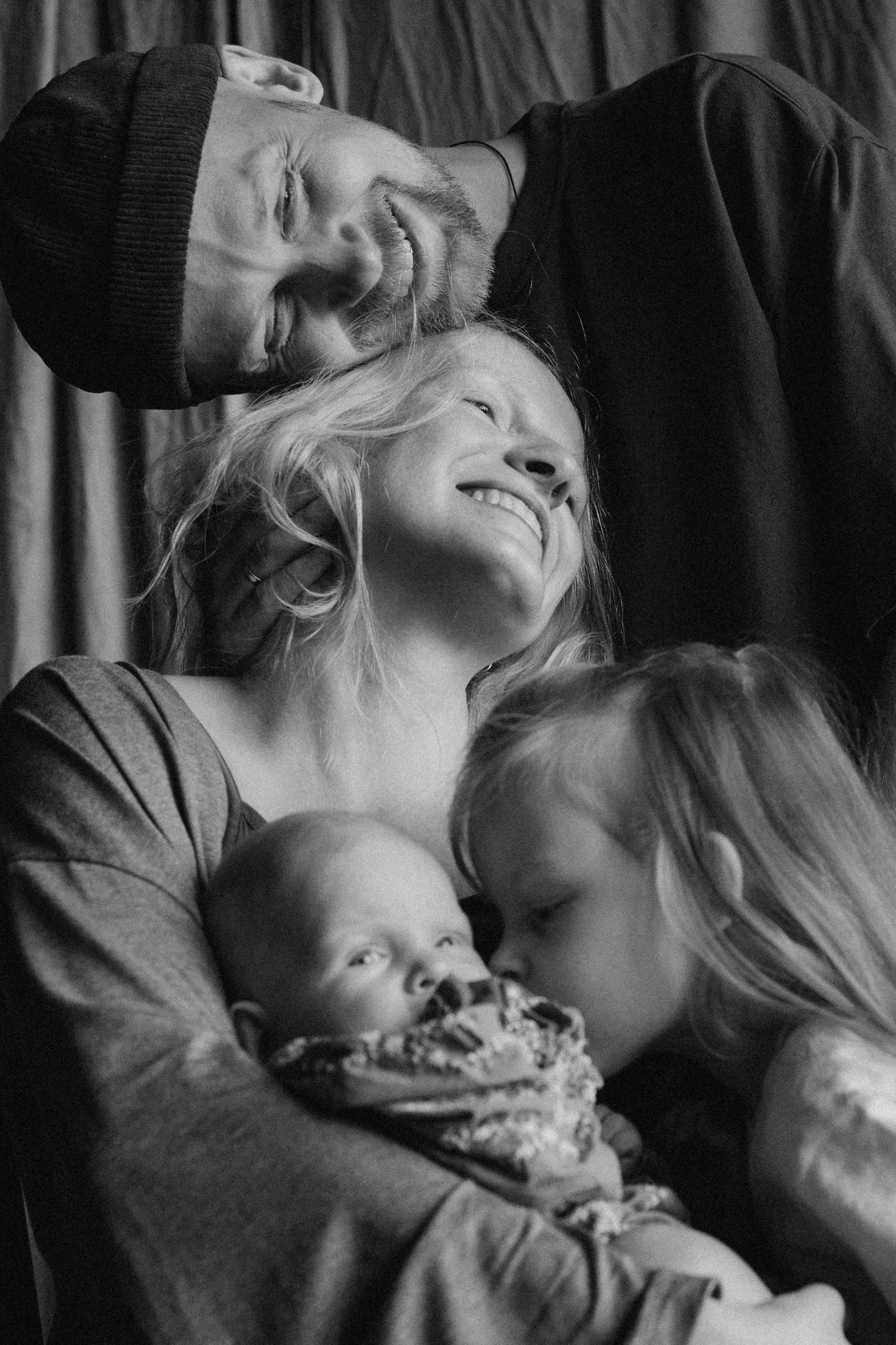 Катя, Дима, Алиса и Ева. Семейный фотограф в Ижевске Даша Денисова