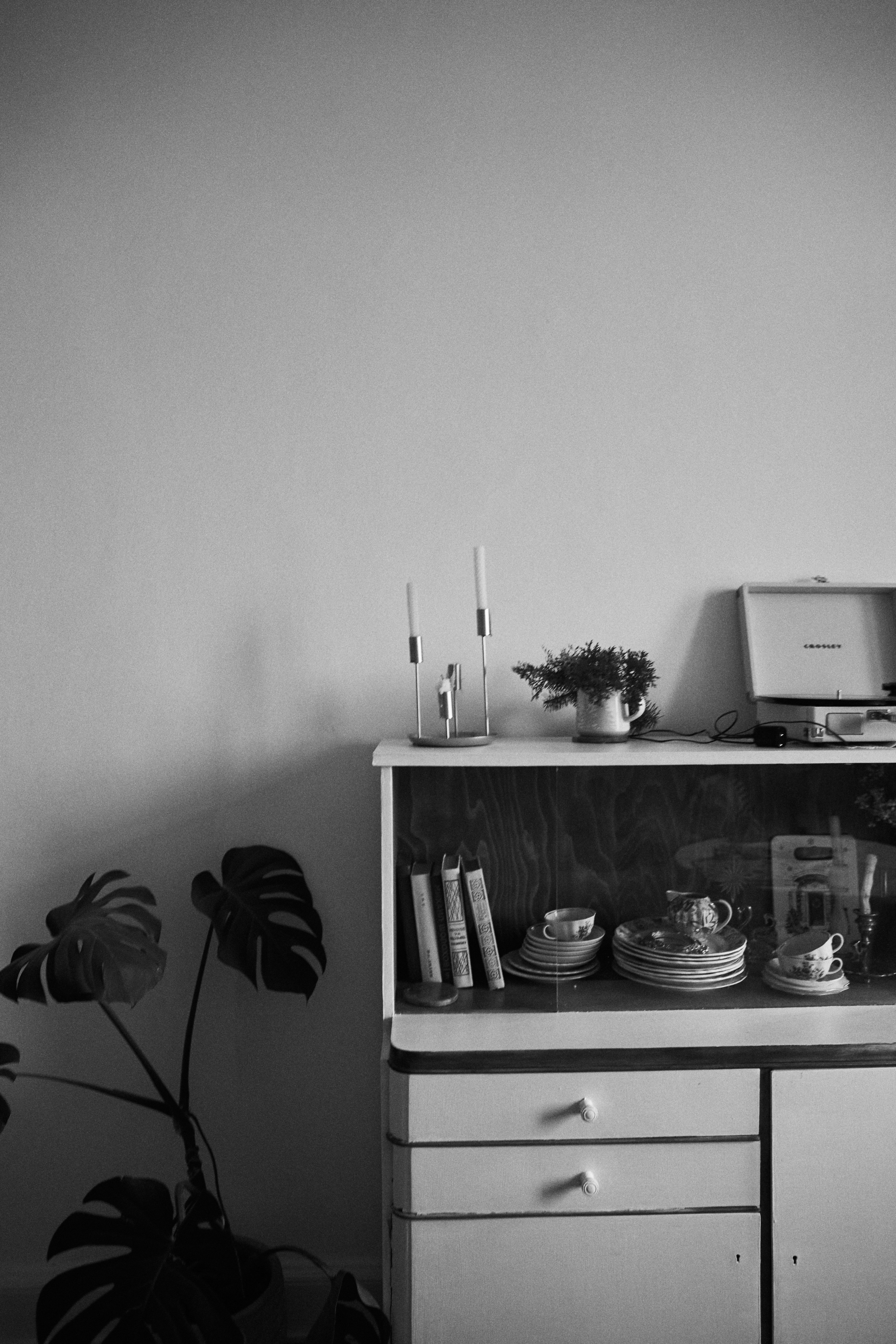 Смм специалист. Женский и контент фотограф в Москве