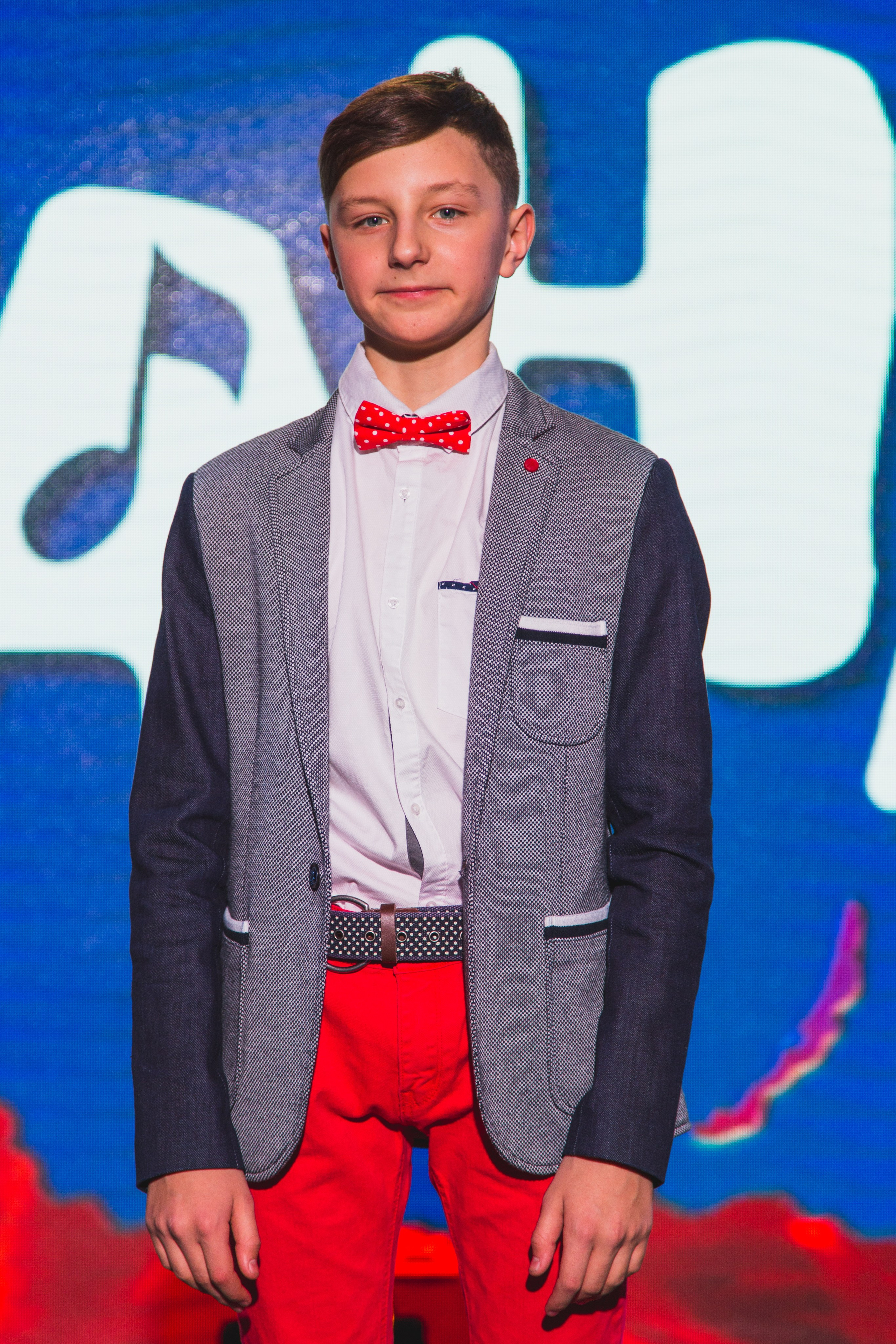 О2ТВ группа СТРАНА. Видеооператор/Фотограф Николай Завьялов