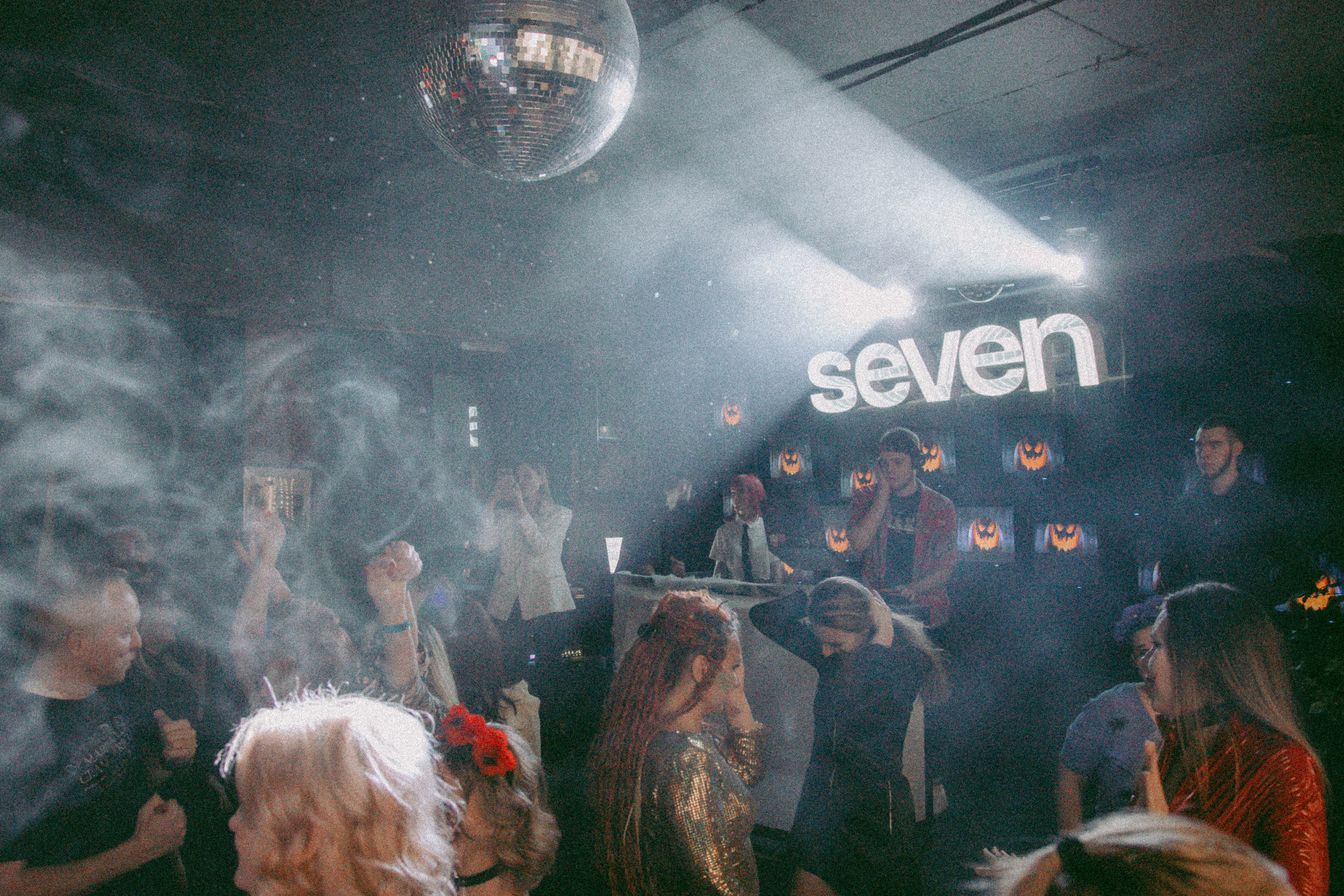 SEVEN bar — Хэллоуин 02.11.24