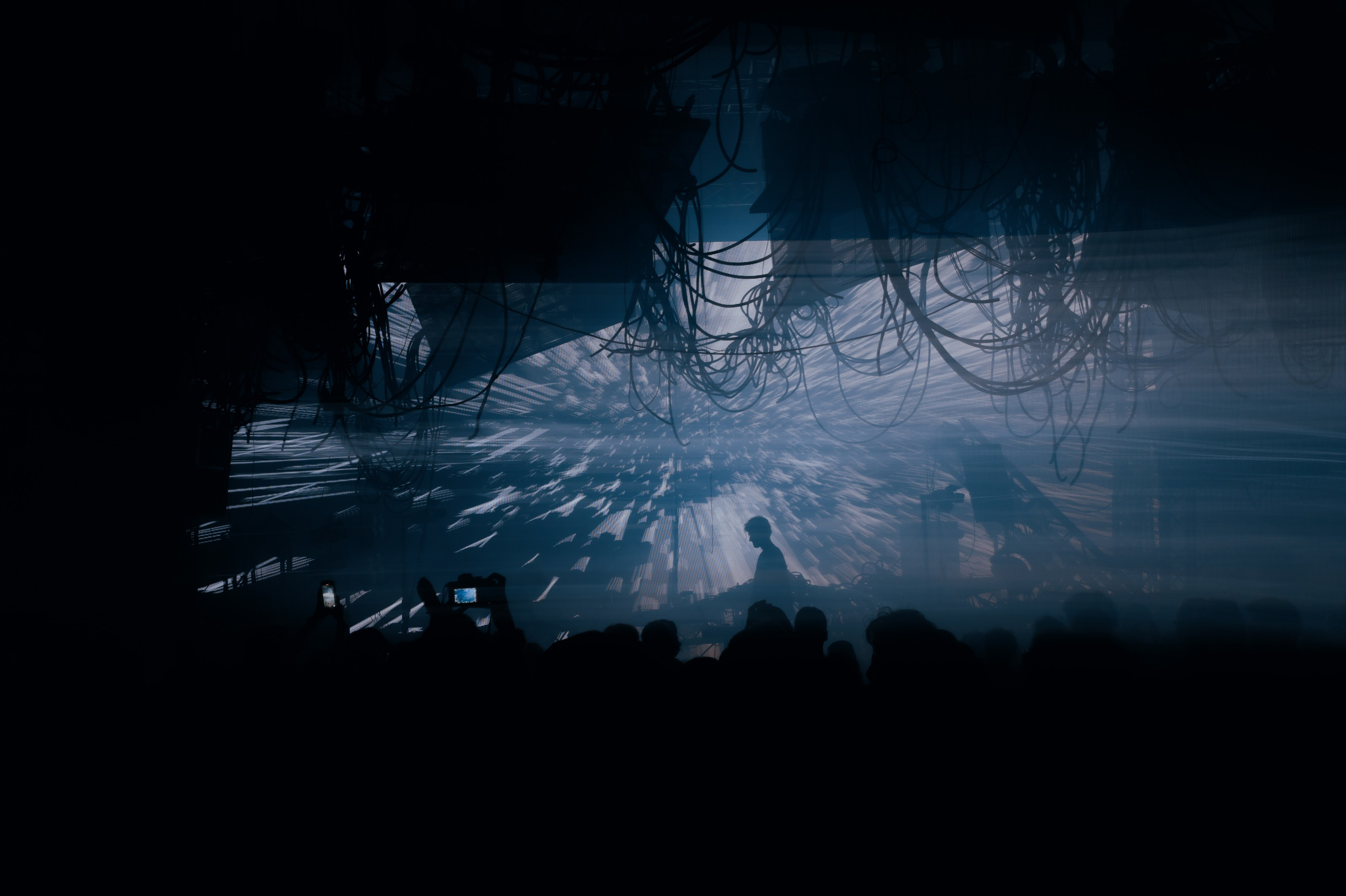 Outline 2024. @tomrus: Рустам Шагиморданов — фотограф