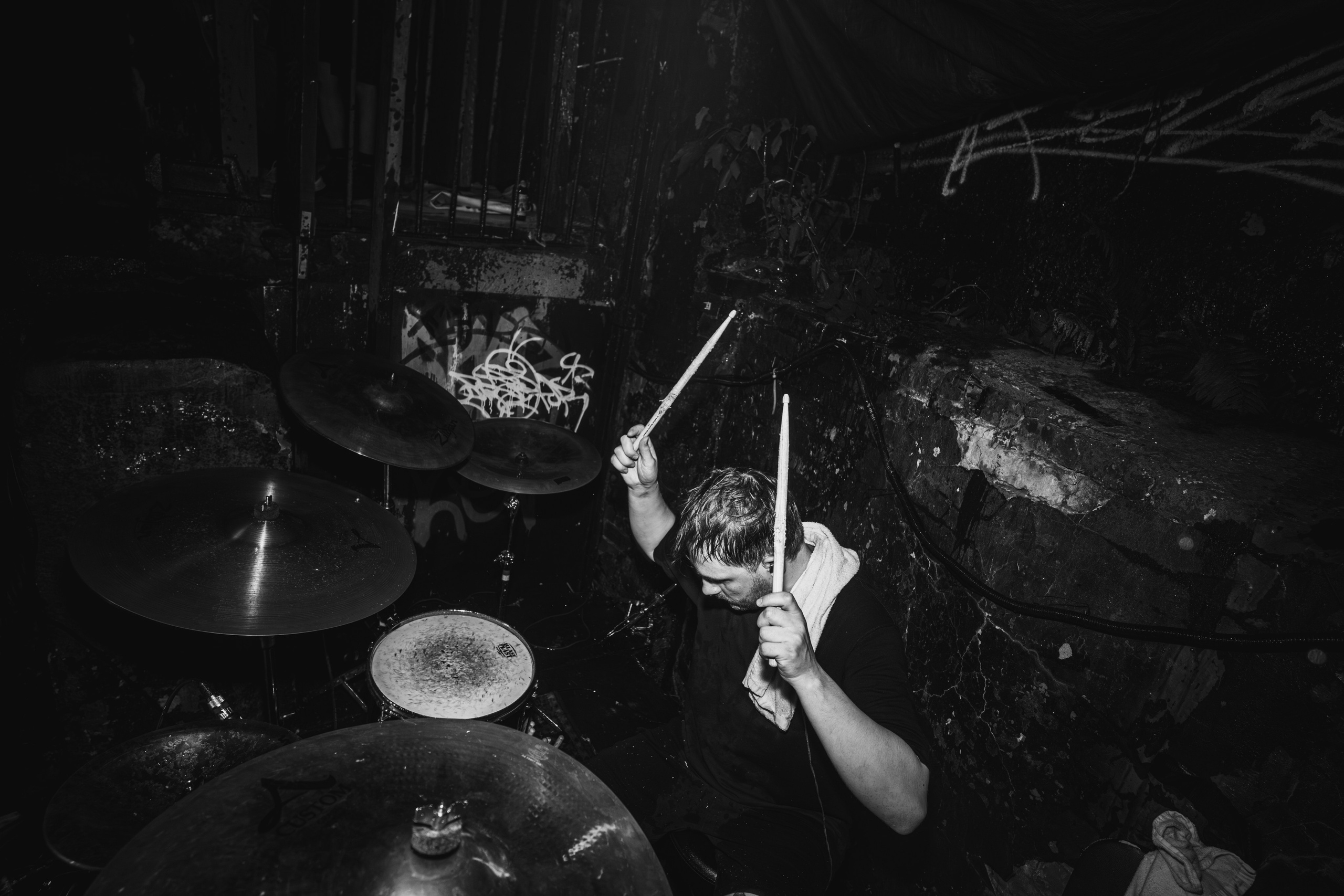 /brainrot/, ://Sign_off, PARTYBREAKER, WLVS 13.06.2026 в Смене. Репортажный фотограф в Москве Legiodot