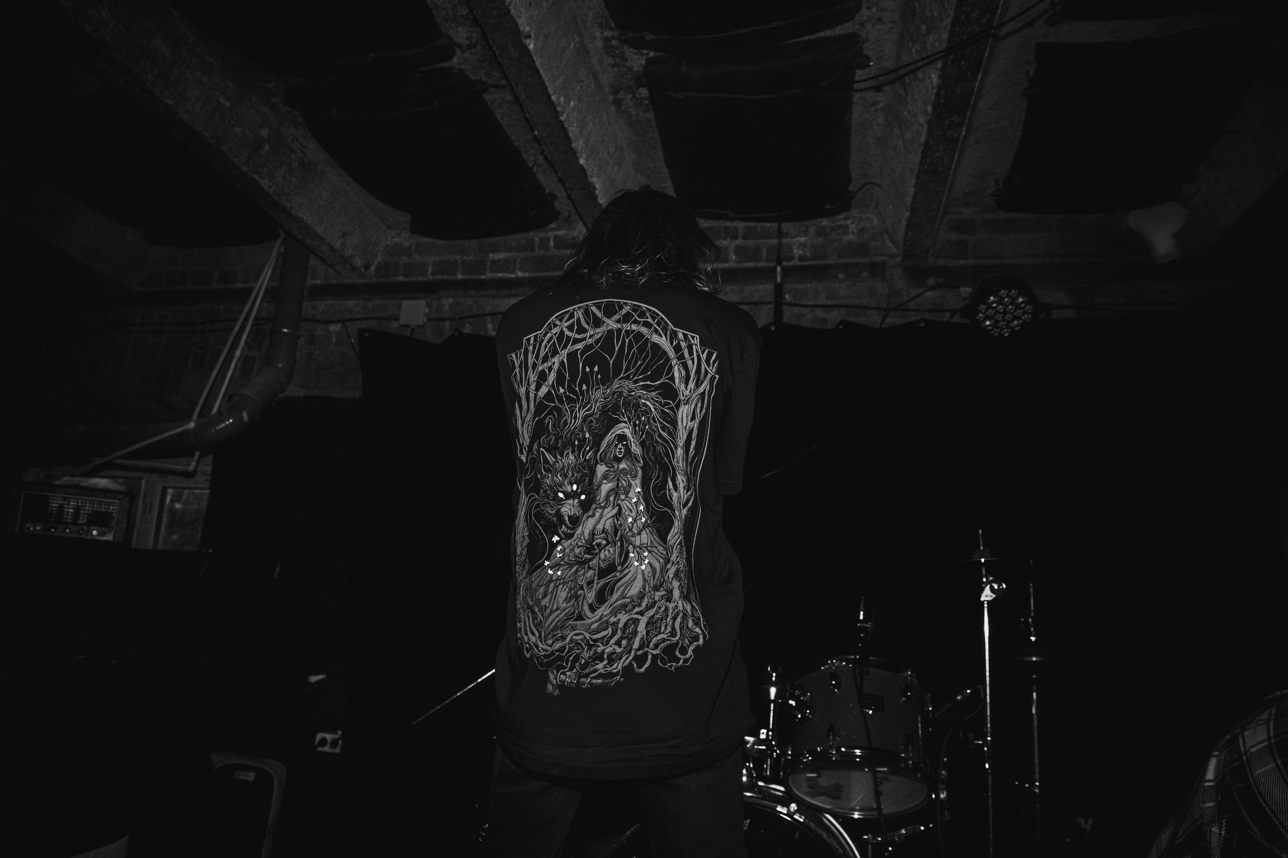 Laugar & Шумы Штормовых Широт & Пожары На Дальнем Севере 11.10.2025. Репортажный фотограф в Москве Legiodot