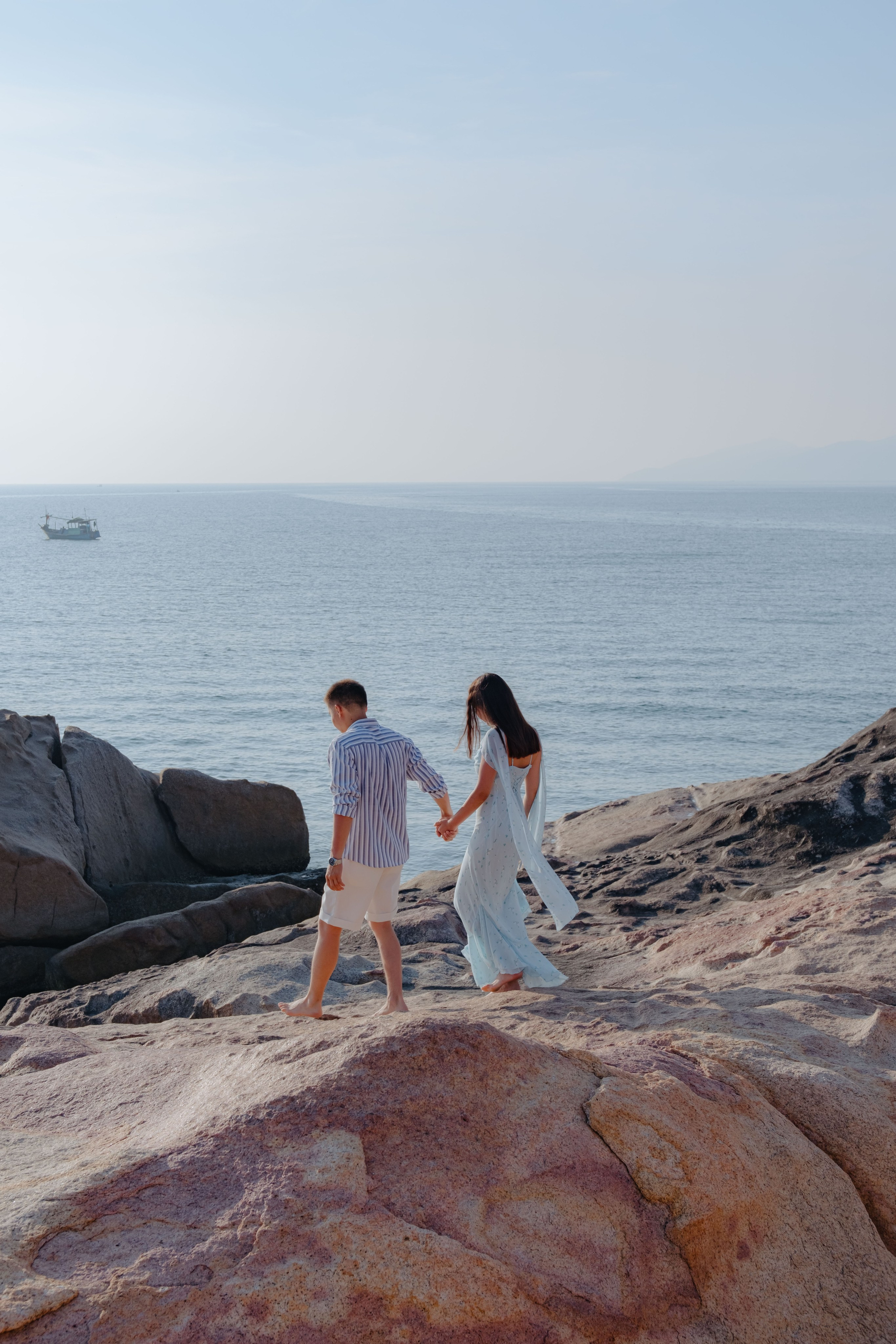 "She said YES!". Portrait photographer Nha Trang | Julia Meshanina