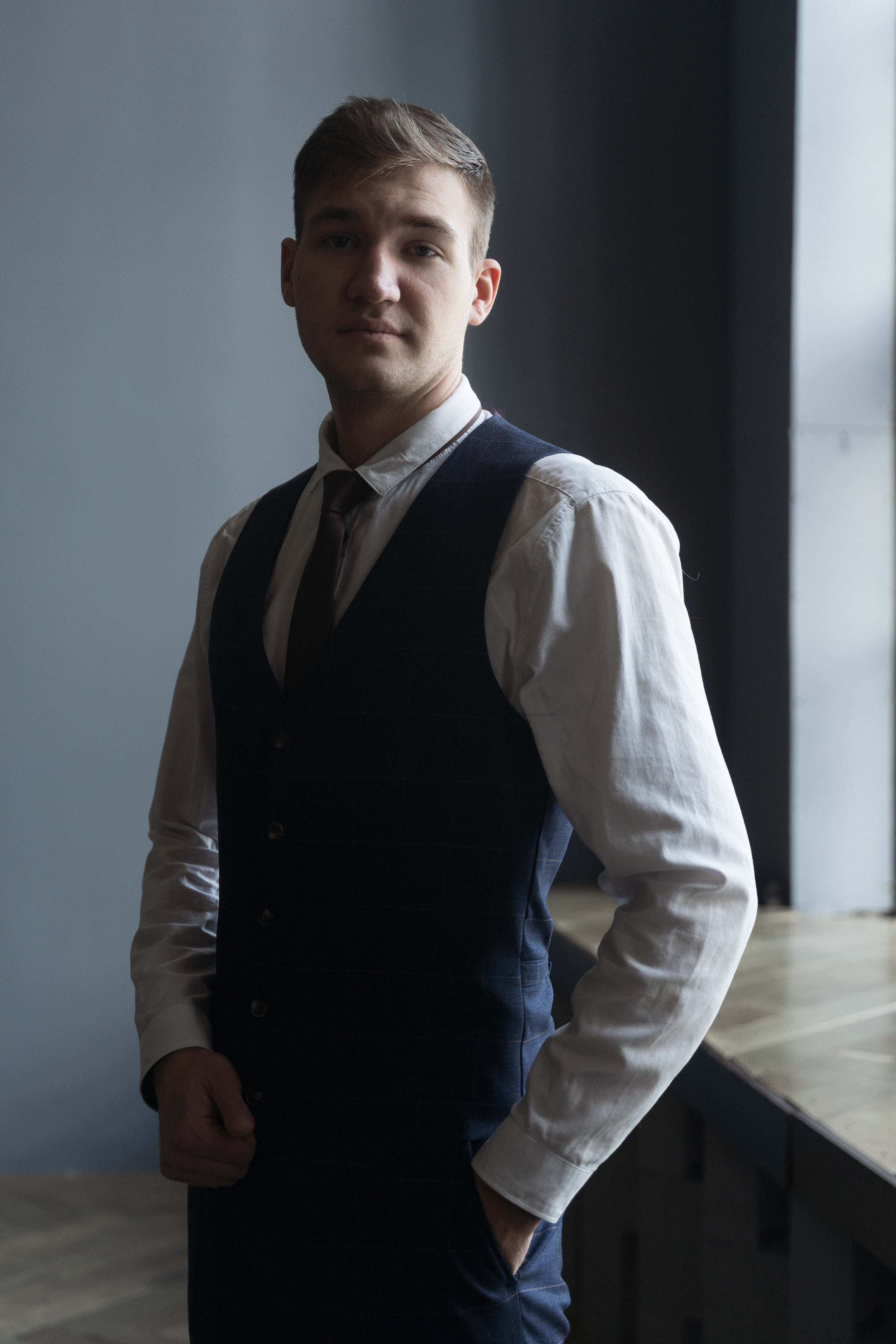 Ведущий Николай Чернов. Фотограф Олеся Мочалова. Москва. Нижний Новгород