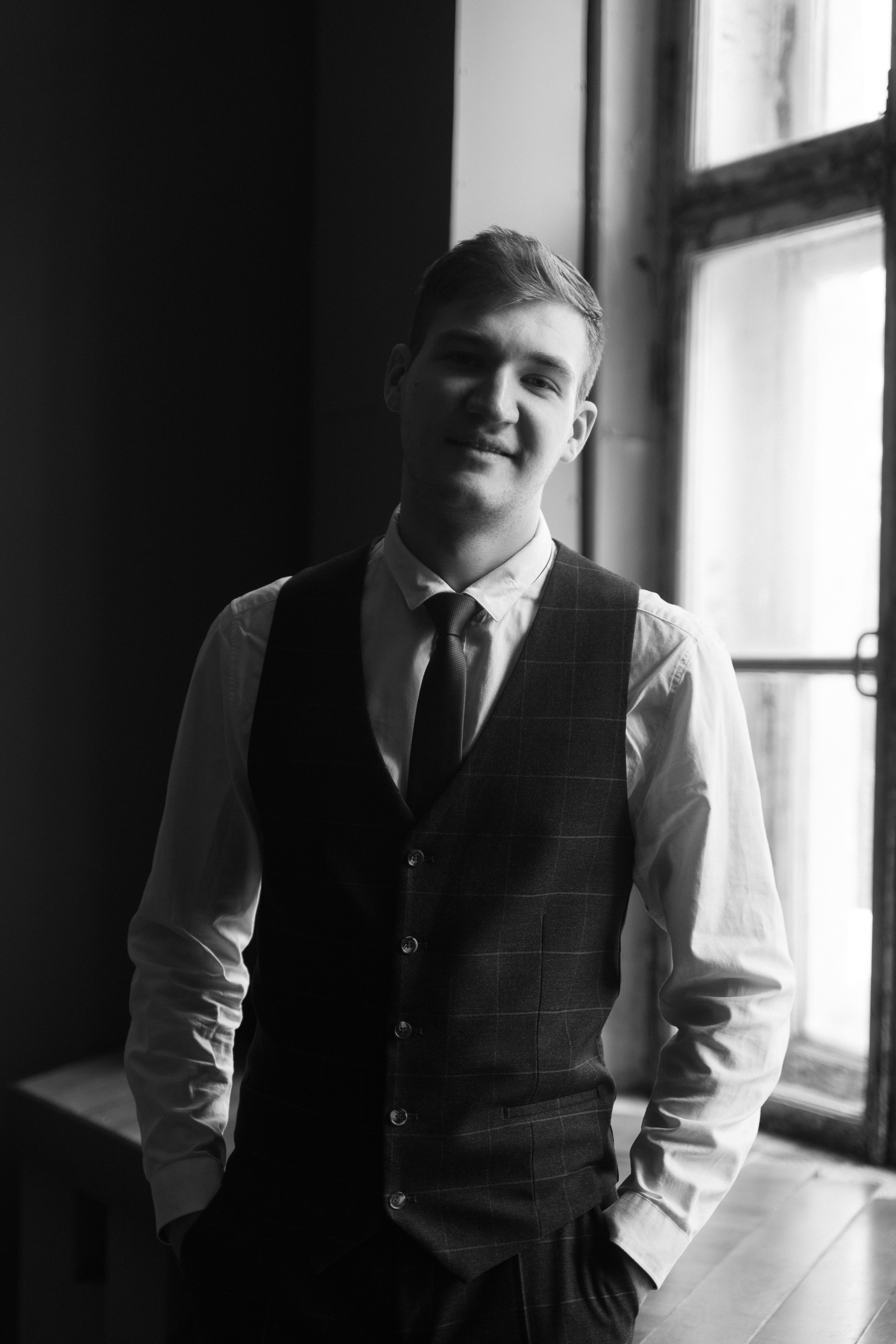 Ведущий Николай Чернов. Фотограф Олеся Мочалова. Москва. Нижний Новгород