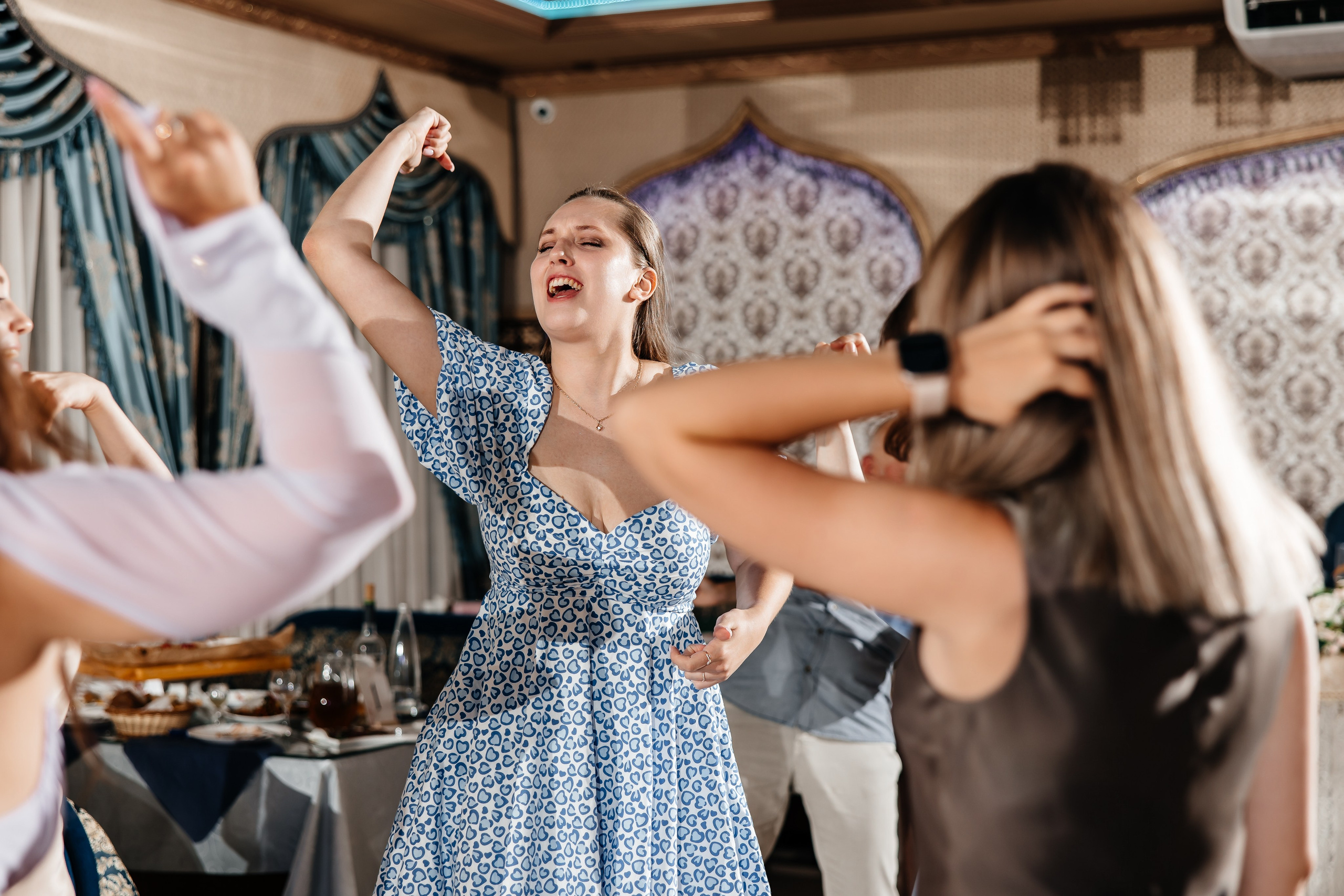 Анонс свадьбы Марии и Игоря. Банкет в ресторане Мероба. Свадебный фотограф в Крыму и Севастополе Ольга Баскакова