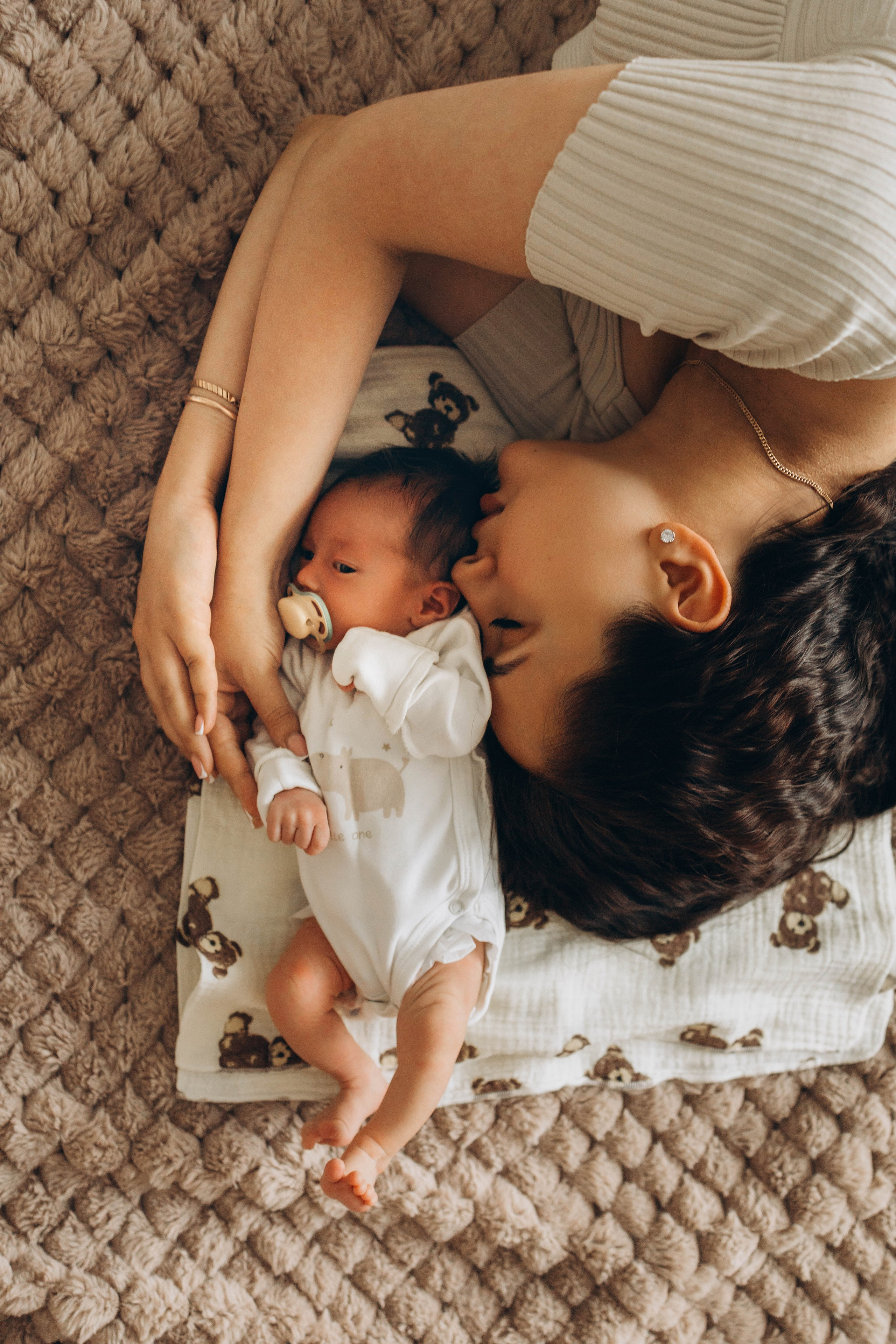 Эмилия. Фотограф новорождённых Newborn Москва