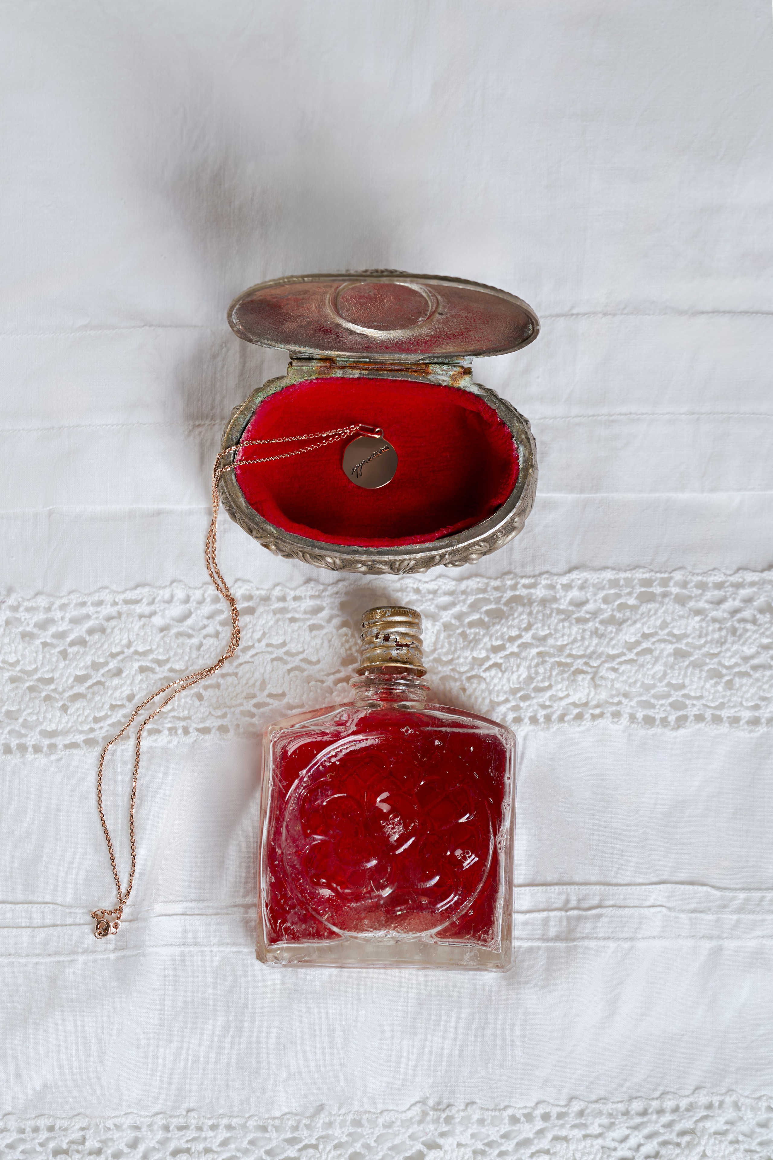 585 золотой х Яндекс Дзен. Предметный фотограф Москва Глухарёва Оля