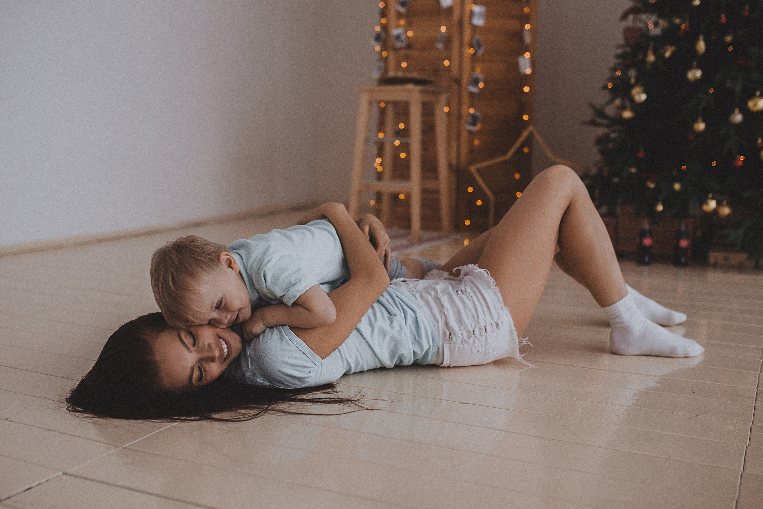 Семейная фотосессия в студии. Фотограф Екатерина Амбрушкевич