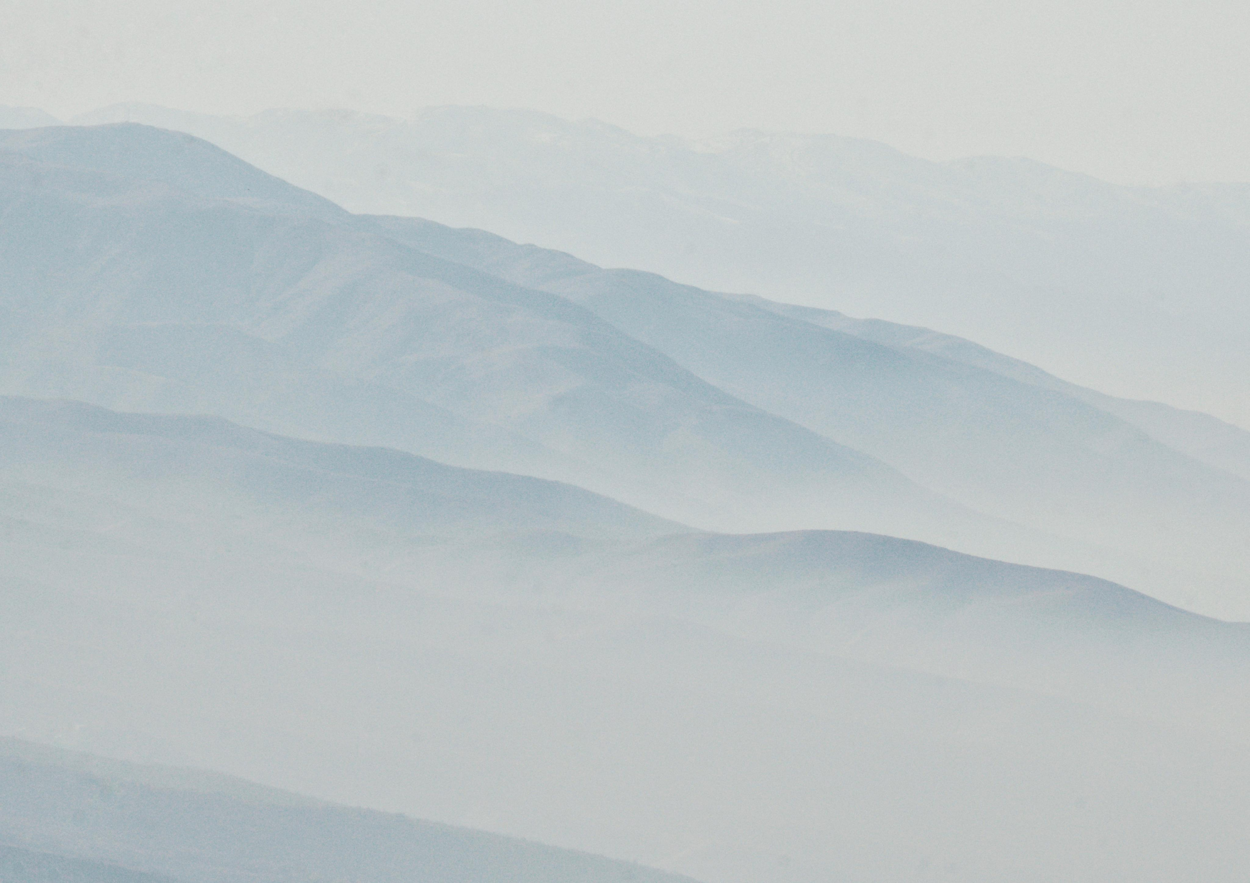 Wallpaper. See the moment and catche. commercial and reportage