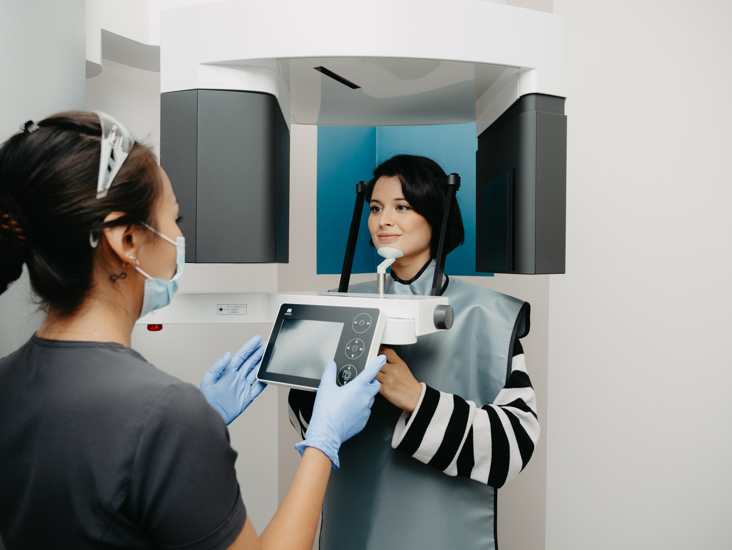 Karasaev Dental. Коммерческий и некоммерческий фотограф в Алматы Сланбек Адиль