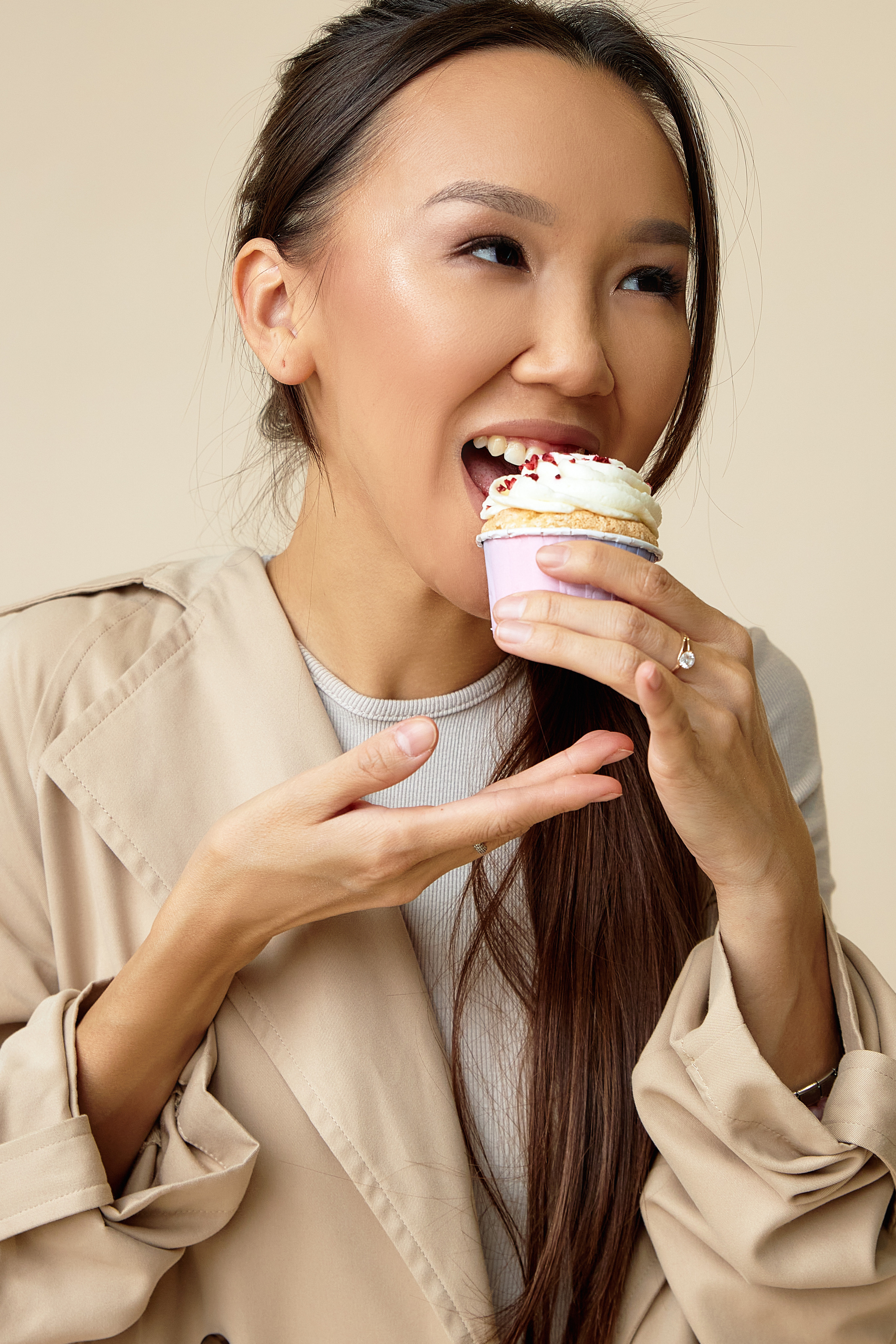 Маша. Контент для кондитера. Репортажный фотограф Владивосток Анастасия Сокольникова