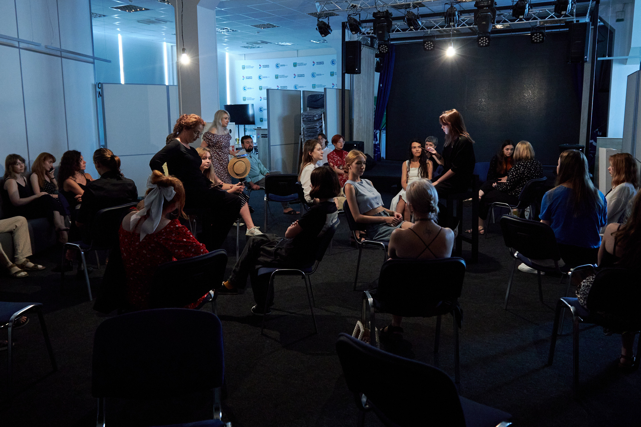 Бирюзовый театр. Репортажный фотограф Владивосток Анастасия Сокольникова