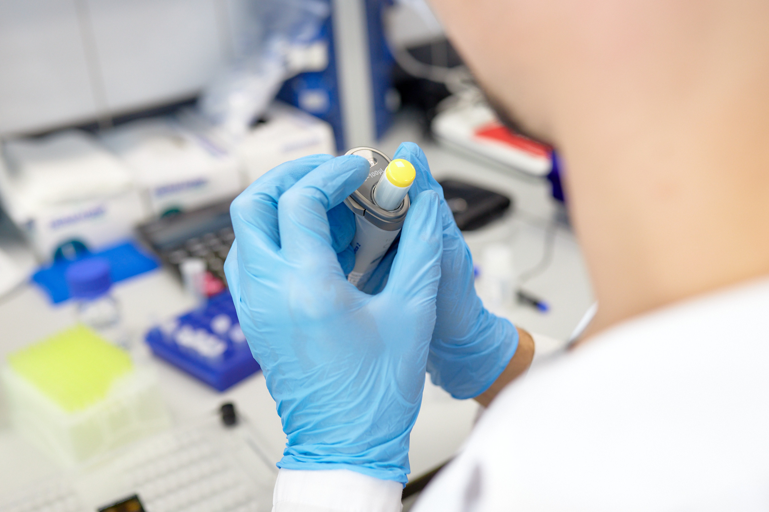 Лаборатории ДВФУ. Репортажный фотограф Владивосток Анастасия Сокольникова