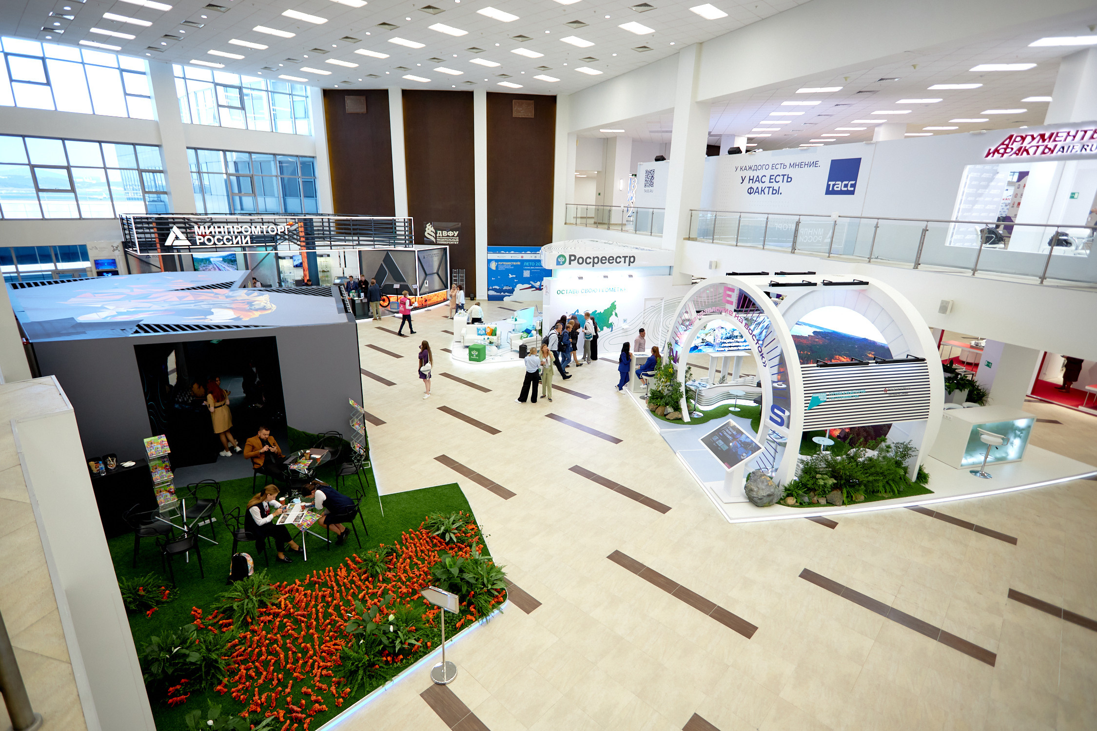 ВЭФ 2022. Репортажный фотограф Владивосток Анастасия Сокольникова