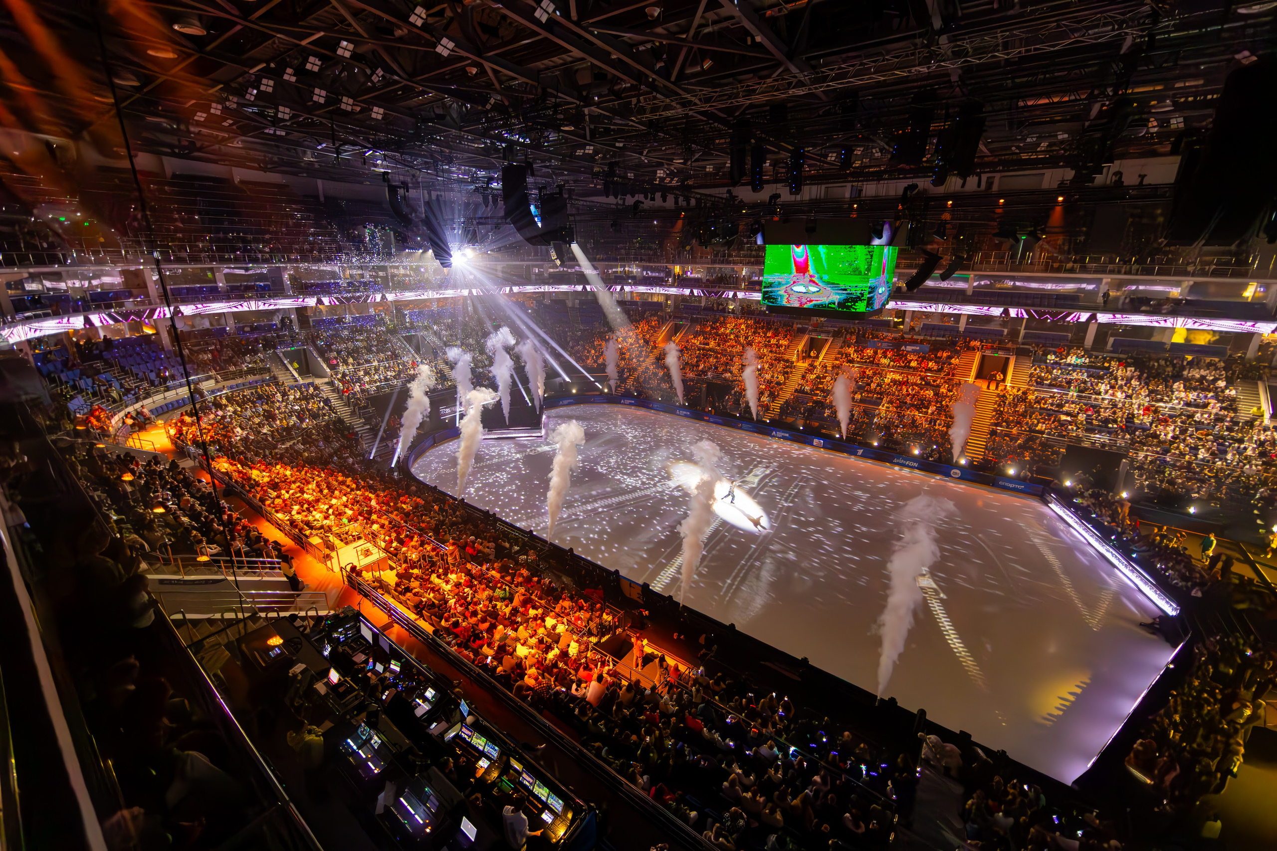 Шоу Евгении Медведевой. Фотограф Вадим Казусь