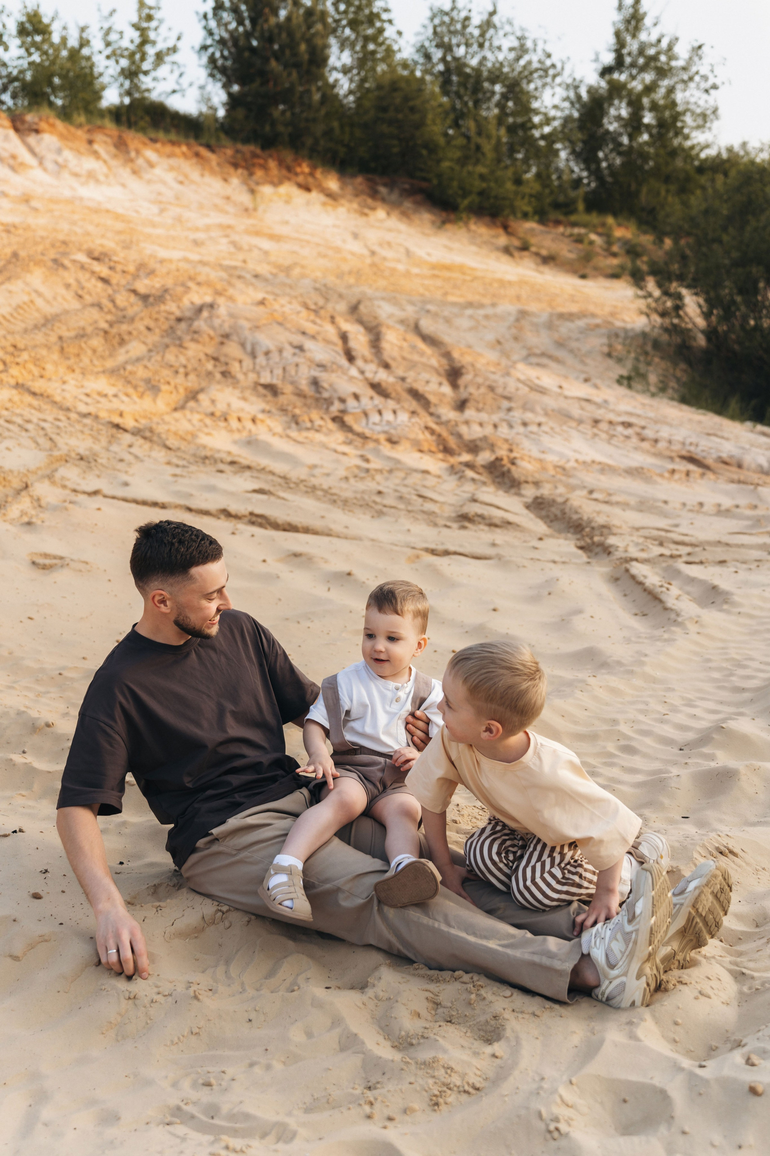 На карьере. Ваш фотограф Вика Артемова