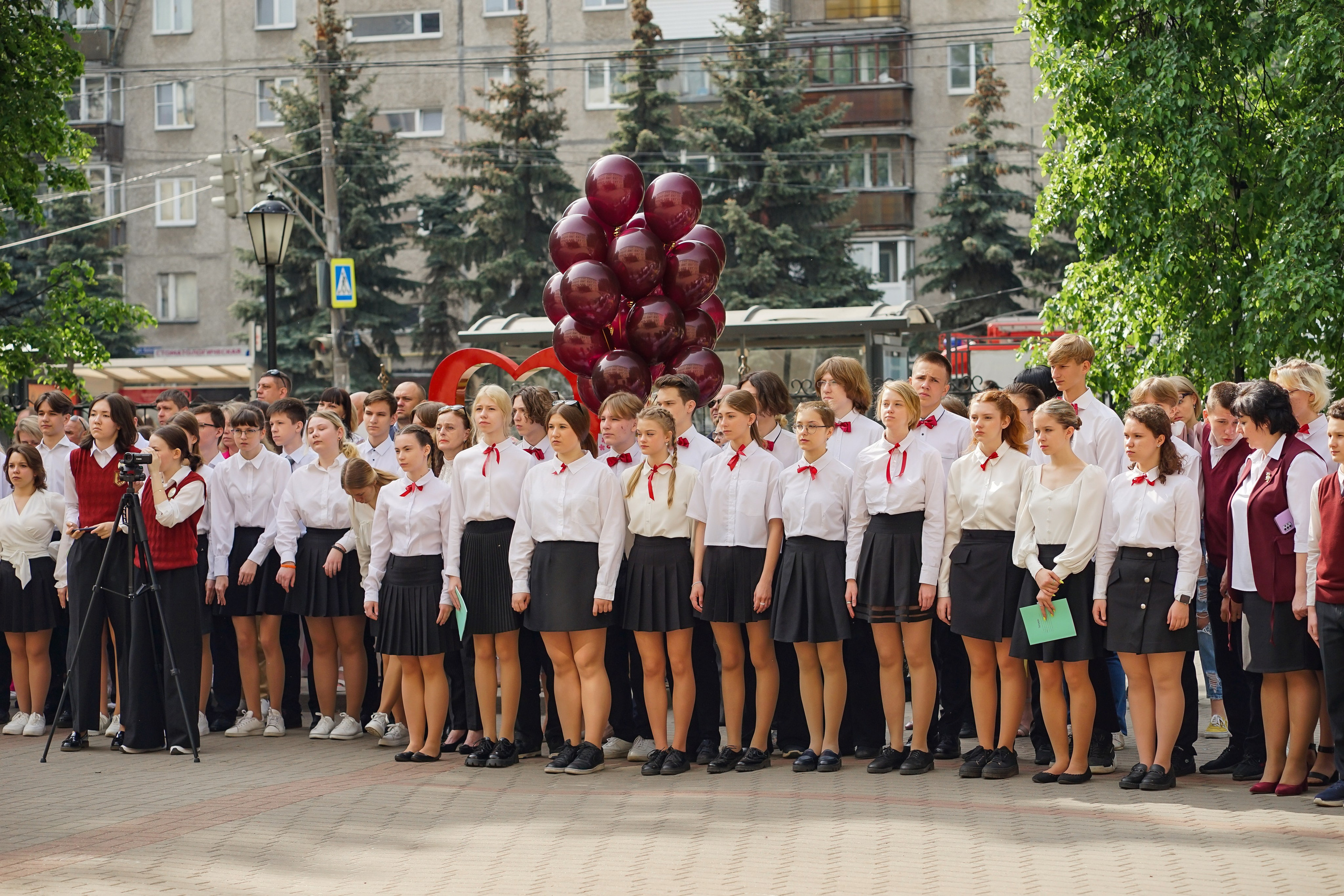 Школьные линейки. Фотограф Людмила Панюхина г. Нижний Новгород