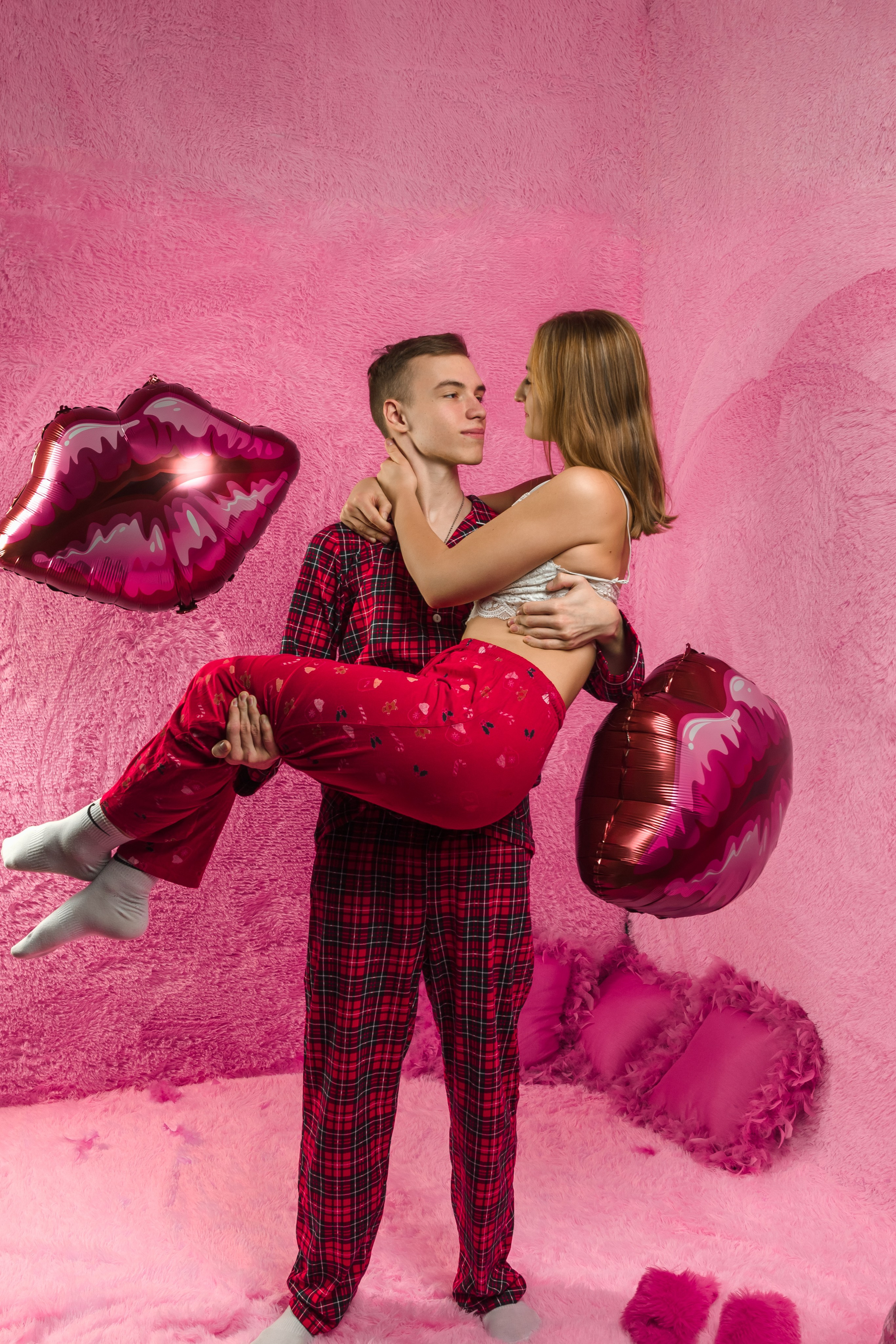 Тематические съемки в студии. Индивидуальные, семейные, студийные съемки в Серпухове и за пределами