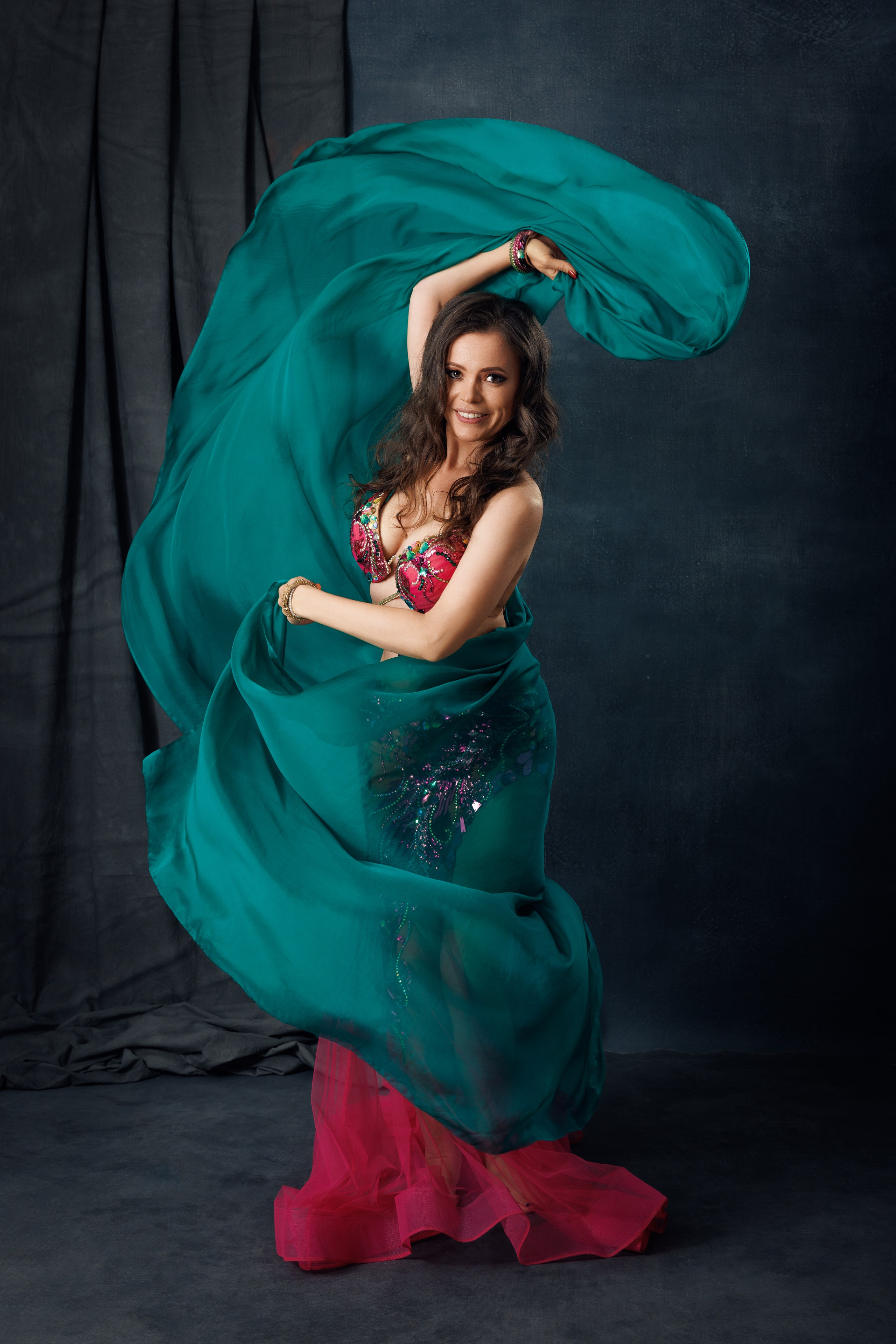 Портфолио для танцовщиц в Москве. Профессиональный фотограф в Москве Захар Ишутин