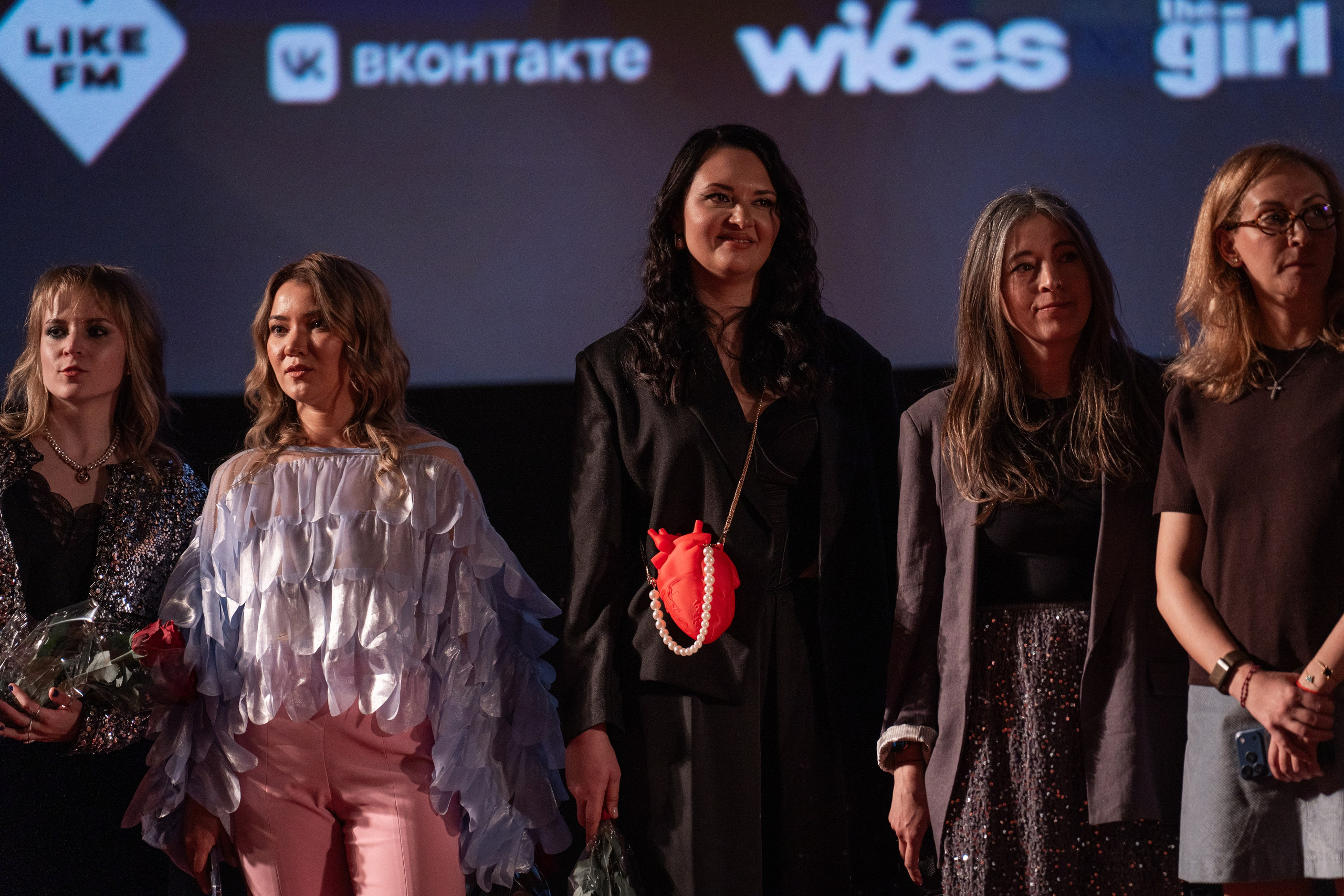 Твое сердце будет разбито. Премьера Твое сердце будет разбито. Фильм Твое сердце будет разбито. Твое сердце будет разбито смотреть. Каро 11 Октябрь