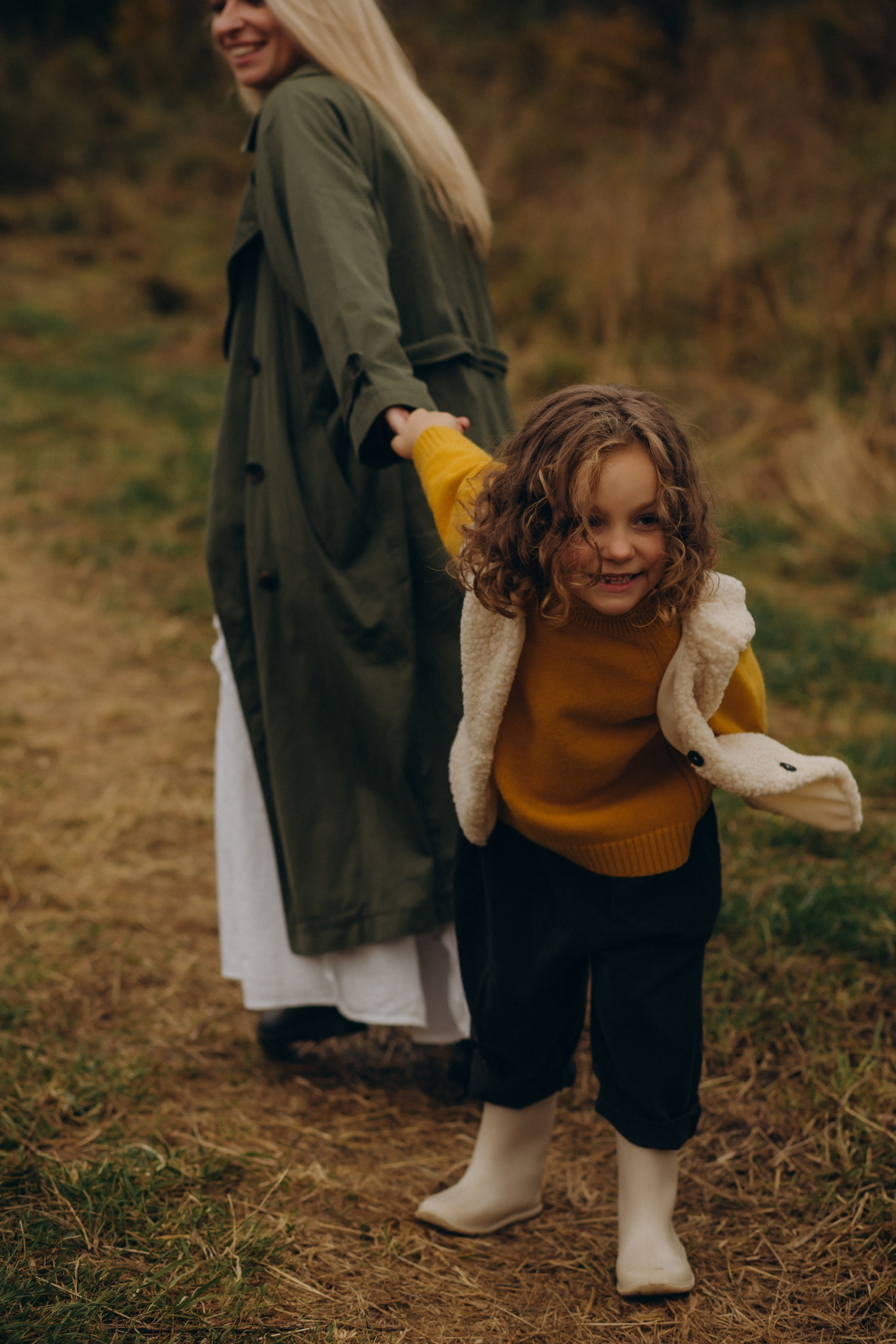 Мама и дочка в оврагах. Ваш фотограф АНАстасия Земскова